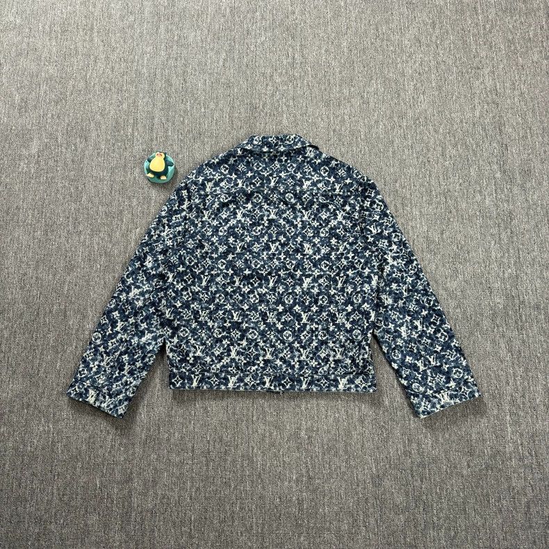 Louis Vuitton Louis Vuitton Tapestry full of logo jacket 2501-Nextarrow Size US L / EU 52-54 / 3 - 2 Thumbnail