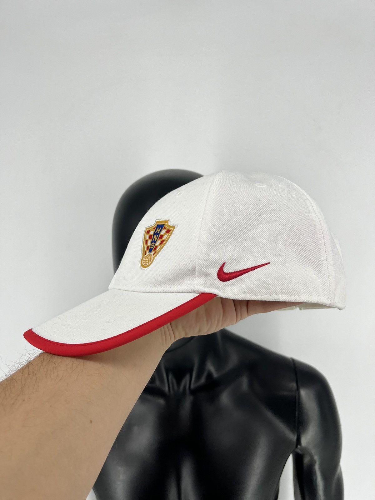 Nike Nike Croatia Football National Team Cap Men’s Size ONE SIZE - 4 Thumbnail