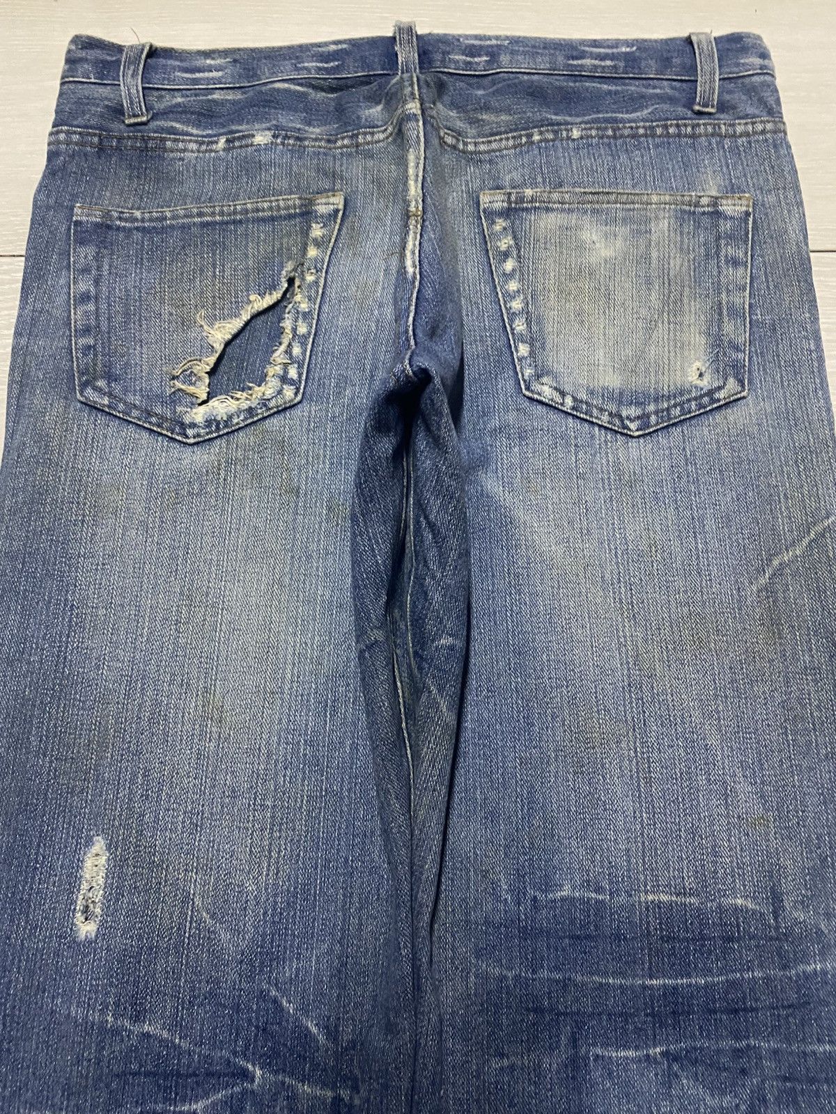 Vintage Vintage Japanese Brand Mud Wash Distressed Loose Jeans Size US 33 - 4 Thumbnail