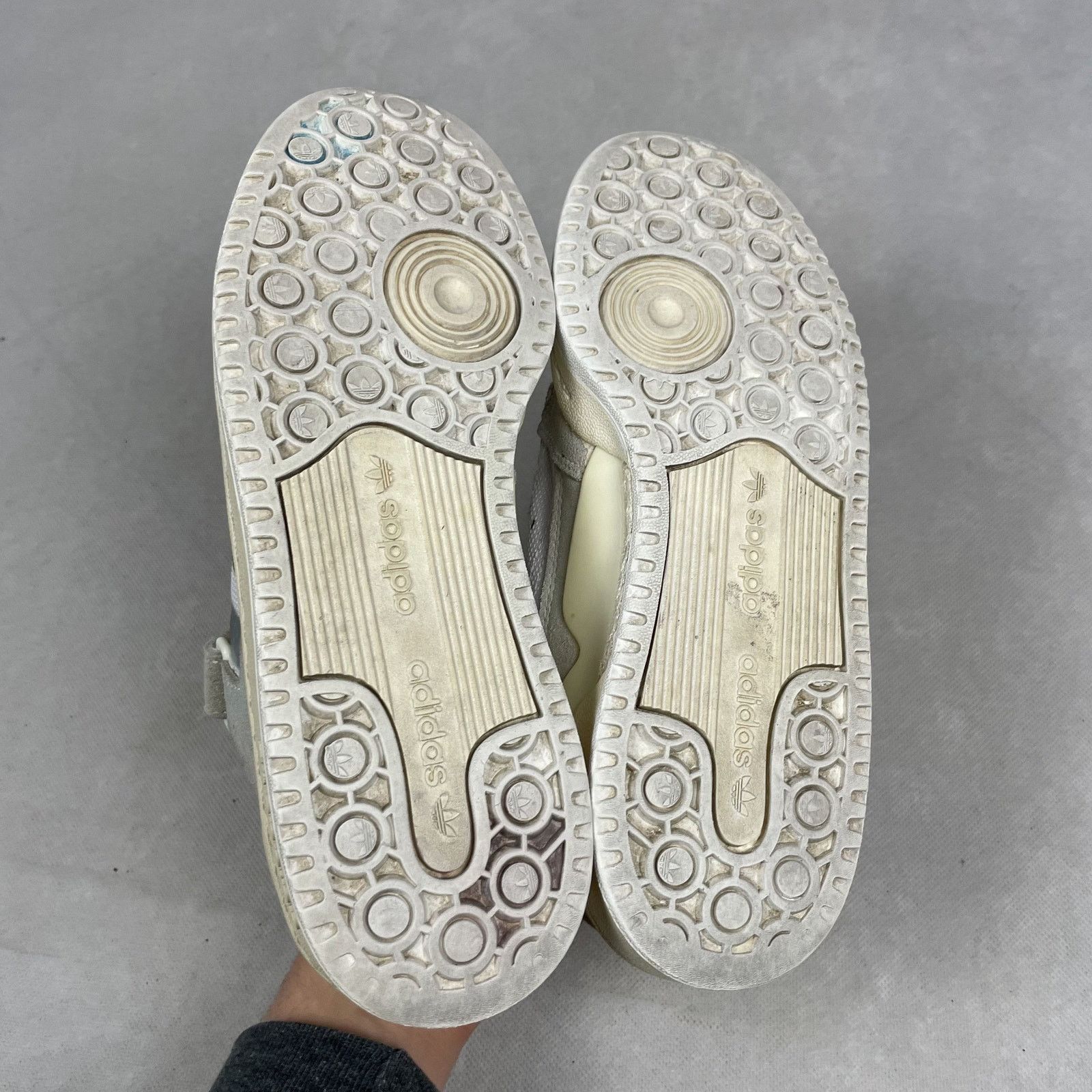 Adidas Adidas Forum Low Mens Off White Silver Metallic Sneakers 5.5 Size US 5.5 / EU 38 - 12 Thumbnail