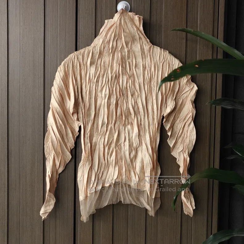 Issey Miyake Issey Miyake Gold Pleated Tulle Patchwork Pleated Top Size L / US 10 / IT 46 - 1 Thumbnail