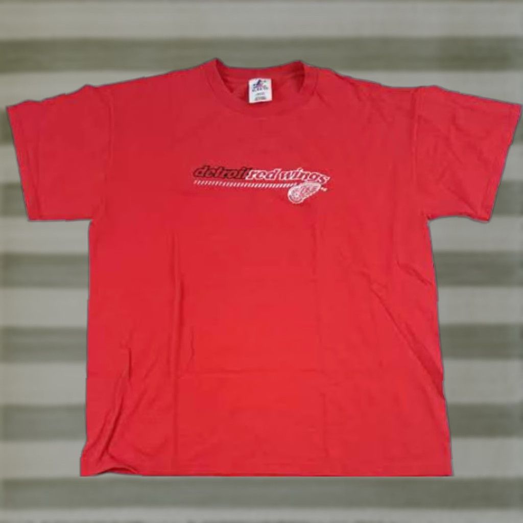Logo Athletic VINTAGE Logo Athletic Detroit Red Wings T-Shirt XL Men Short Sleeve Red 90s Hockey Size US XL / EU 56 / 4 - 1 Thumbnail
