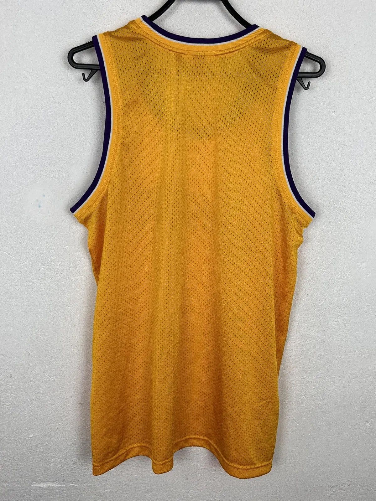 Mitchell & Ness Mitchell & Ness L.A. Lakers 2018 NBA HWC Jersey In Yellow Size US M / EU 48-50 / 2 - 4 Thumbnail