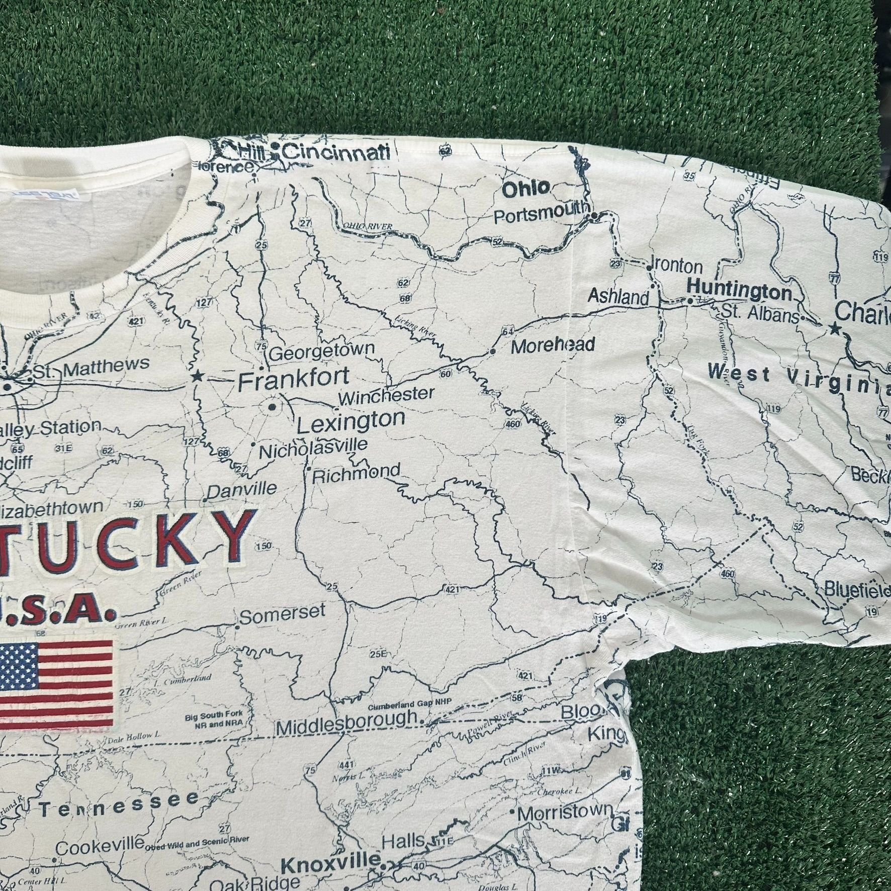 TEE JAYS Vintage 90s Kentucky Map T-Shirt All Over Print AOP Tee Size US XL / EU 56 / 4 - 5 Thumbnail