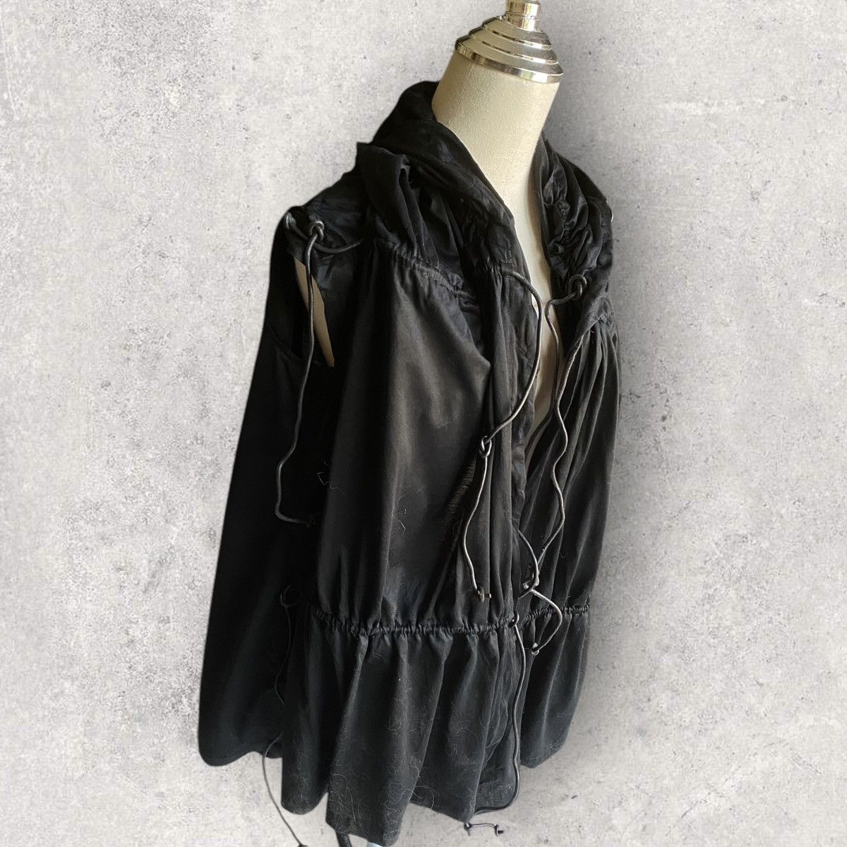 Vintage Vintage 90’s Yohji Yamamoto Leather Shrunken Cotton Vest Size S / US 4 / IT 40 - 2 Thumbnail