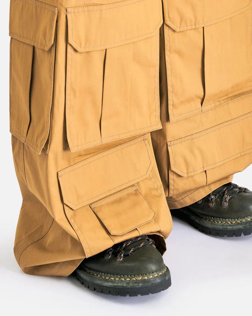 Vetements o1s1v1r1oon0925 Multipocket Cargo Pants in Beige Size US 30 / EU 46 - 7 Thumbnail