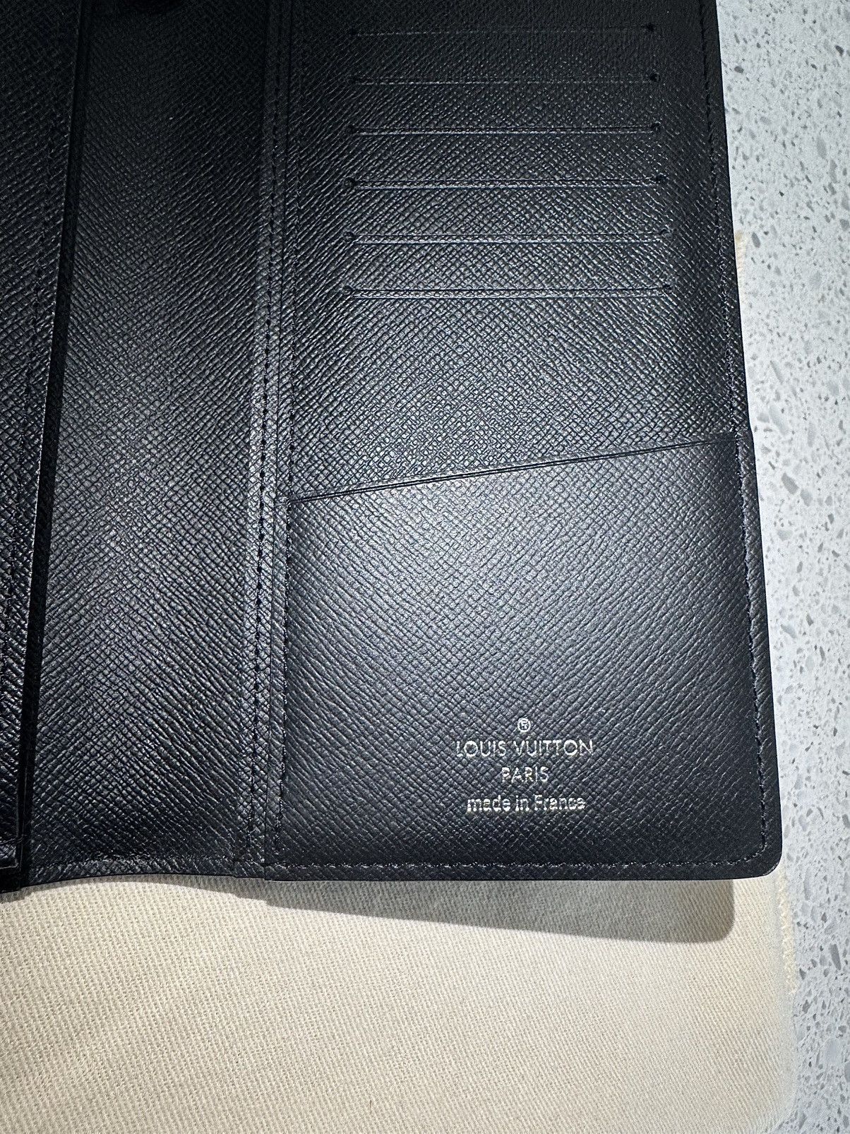 Louis Vuitton Louis Vuitton Brazza Wallet in Monogram Eclipse Size ONE SIZE - 3 Thumbnail