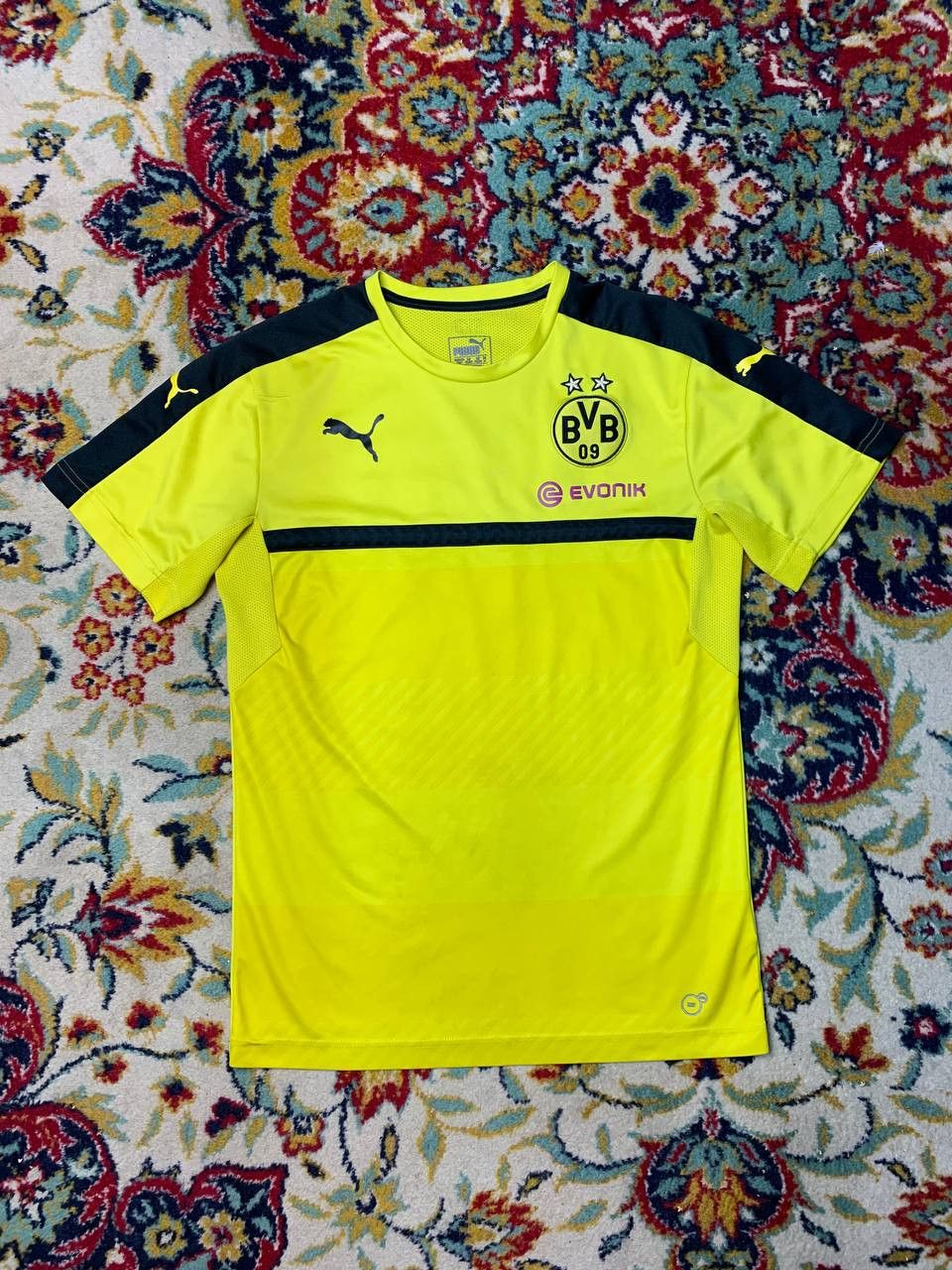 Puma BORUSSIA DORTMUND 2016 2017 HOME FOOTBALL SHIRT JERSEY Size US M / EU 48-50 / 2 - 1 Thumbnail