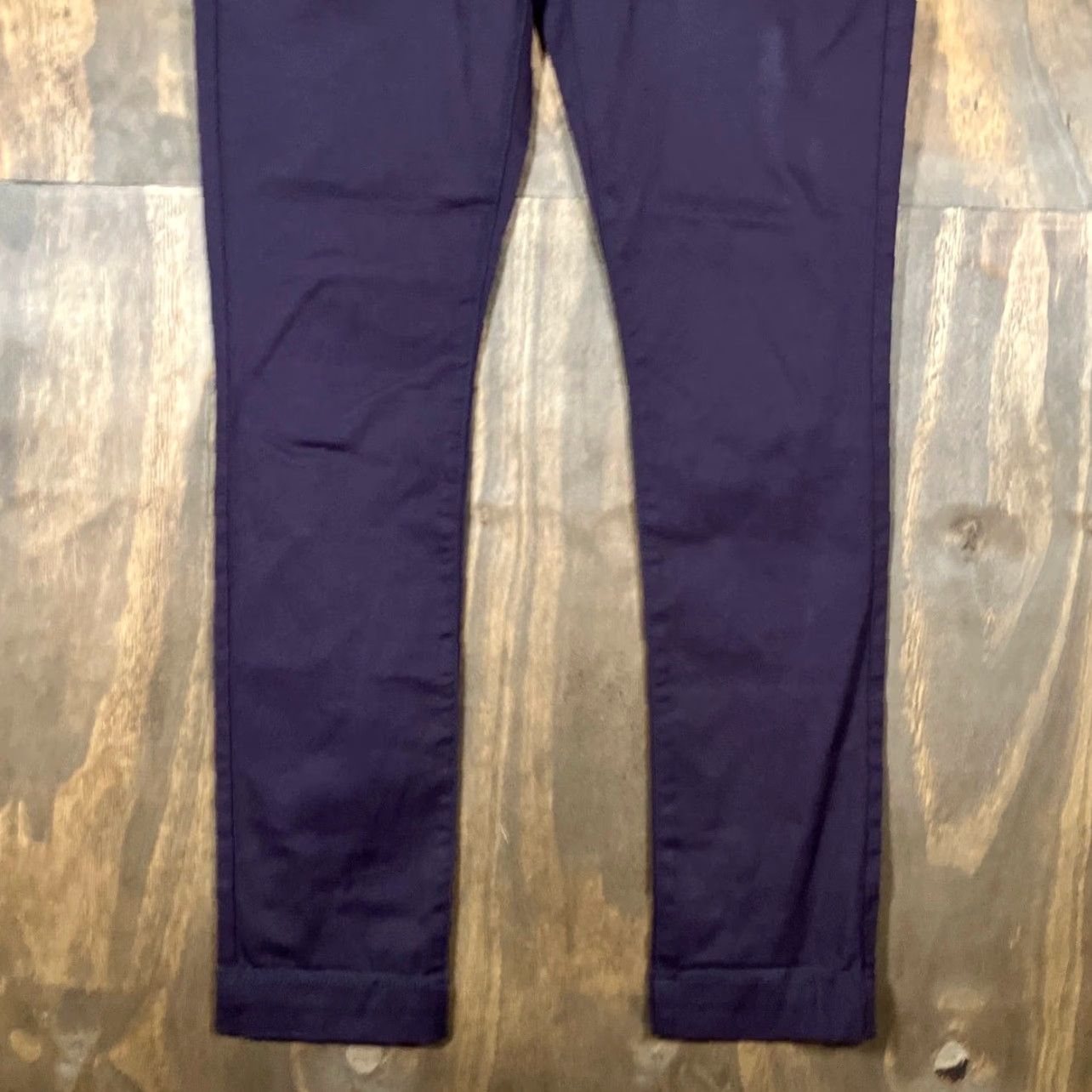 Vintage CAbi The Carpenter Cargo Utility Pants Women 2 Plum Ankle Mid Rise Cotton Spandex Lyocell Solid Size 26" / US 2 / IT 38 - 3 Thumbnail