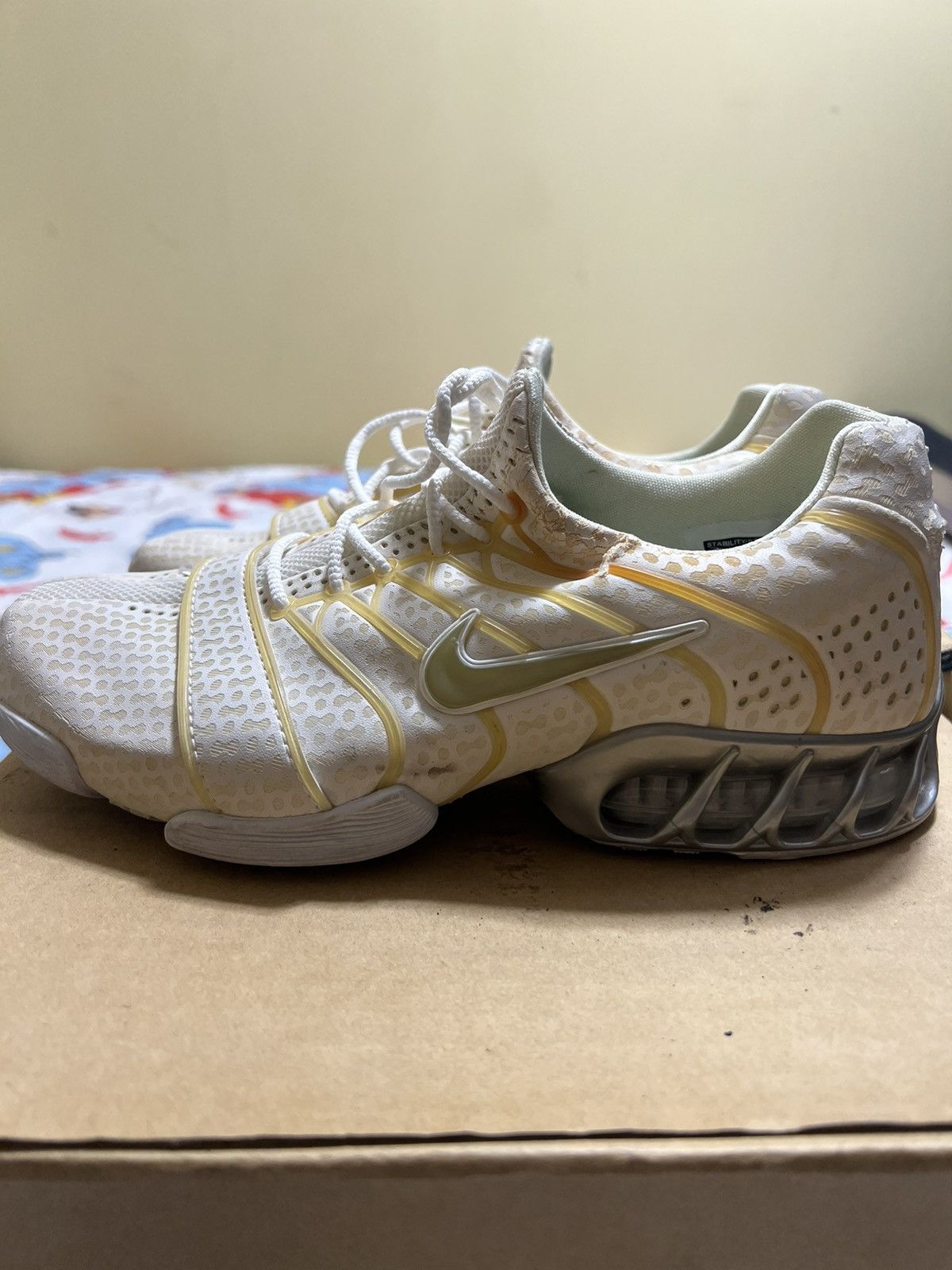 Nike ***FINAL DROP***RARE 2005 NIKE TRAINING TECHNICAL SHOE 6 Size US 6 / EU 39 - 7 Thumbnail