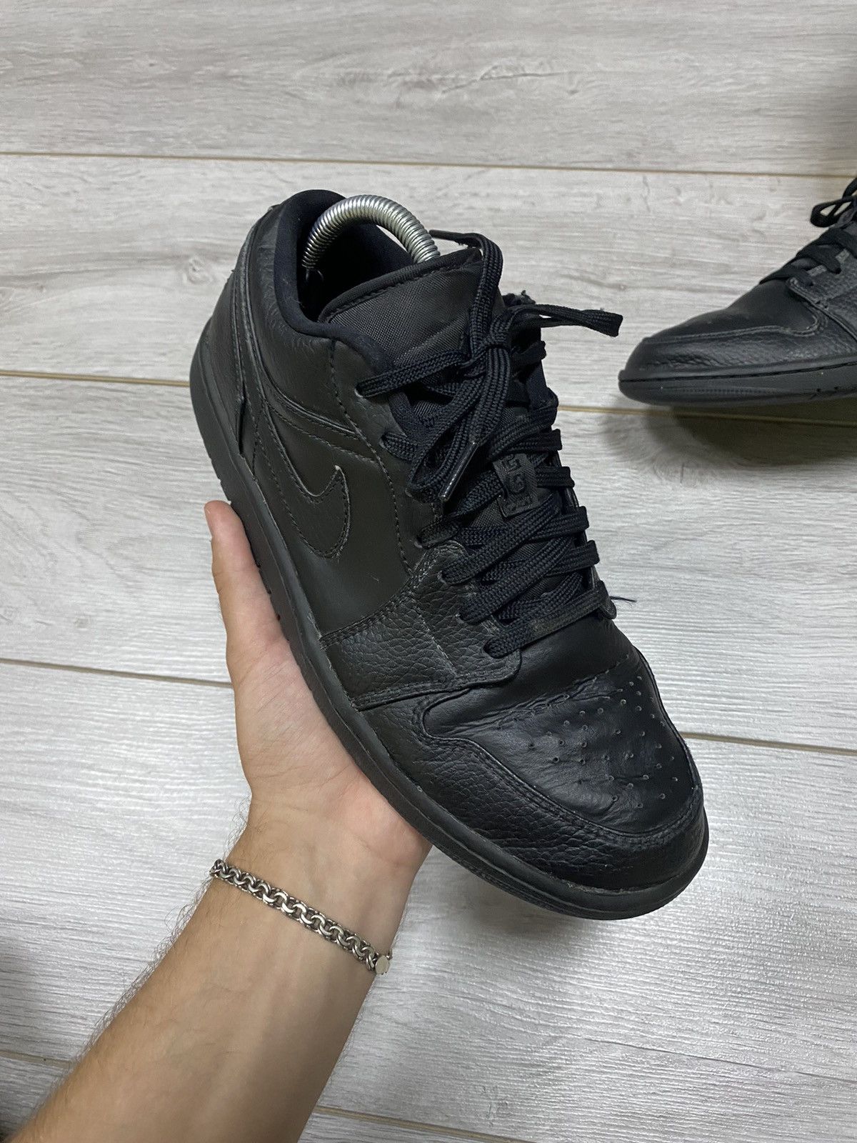 Jordan Brand Nike Jordan low triple black sneakers Size US 8.5 / EU 41-42 - 2 Thumbnail