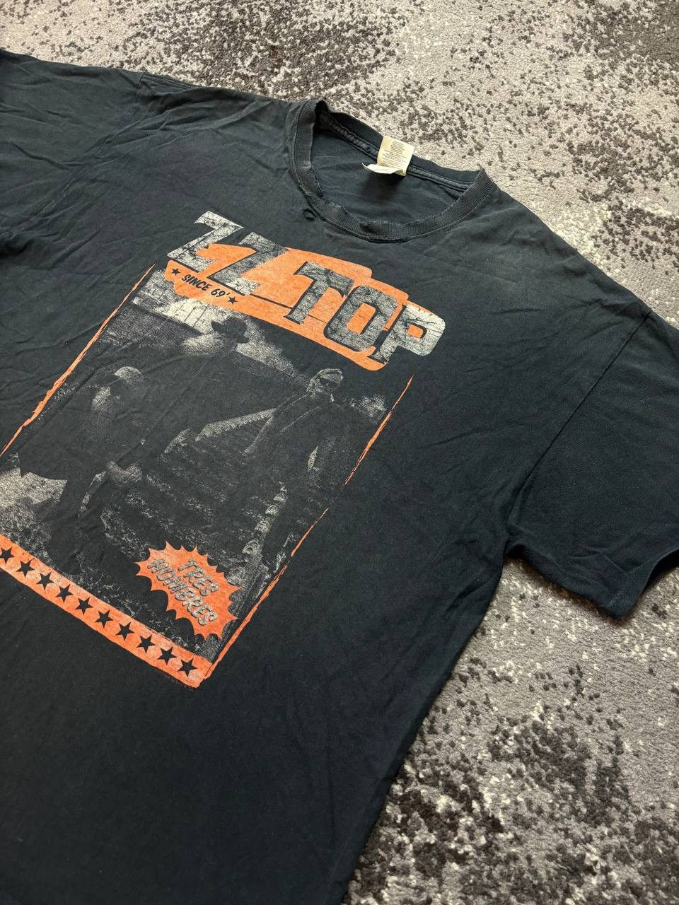 Band Tees × Vintage Y2K Zz Top Since 69 Tres Hombres Distressed Band T Shirt Size US XL / EU 56 / 4 - 2 Thumbnail