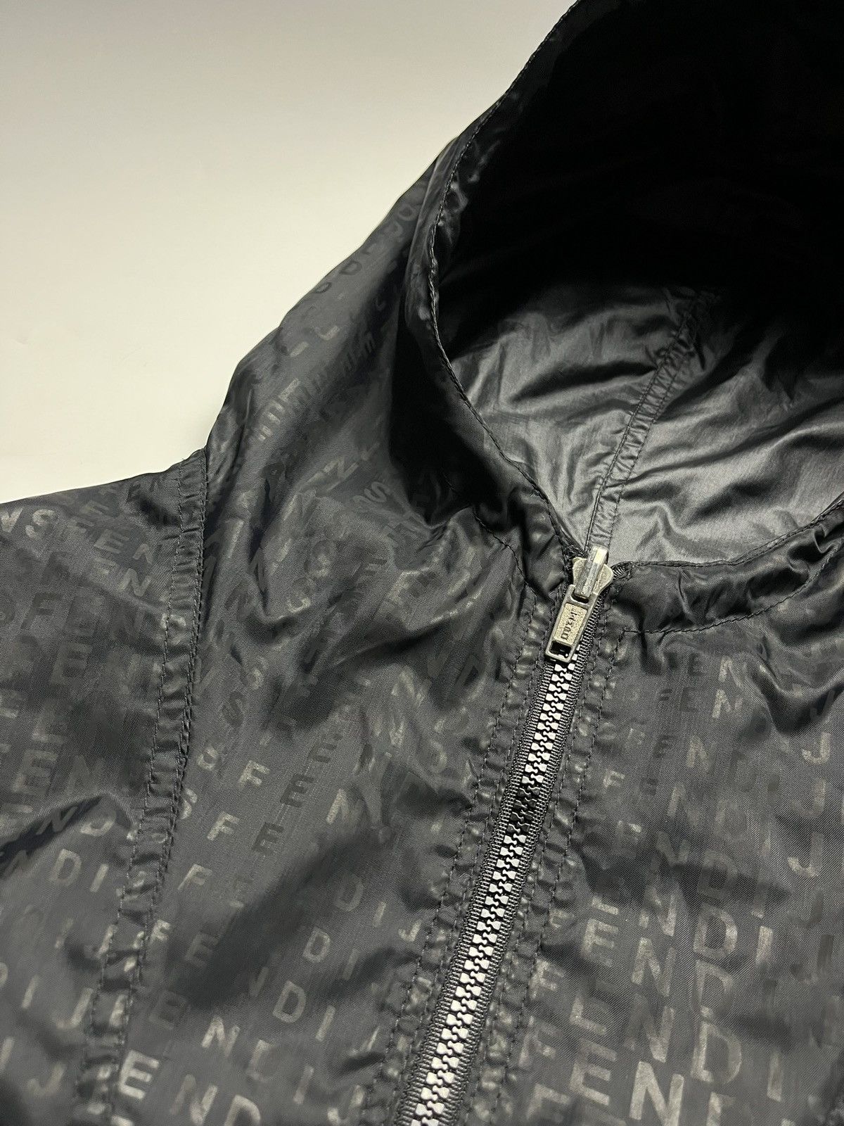 Fendi Fendi N.2000 Anti Stress Reversible Monogram Windbreaker Size M / US 6-8 / IT 42-44 - 14 Thumbnail