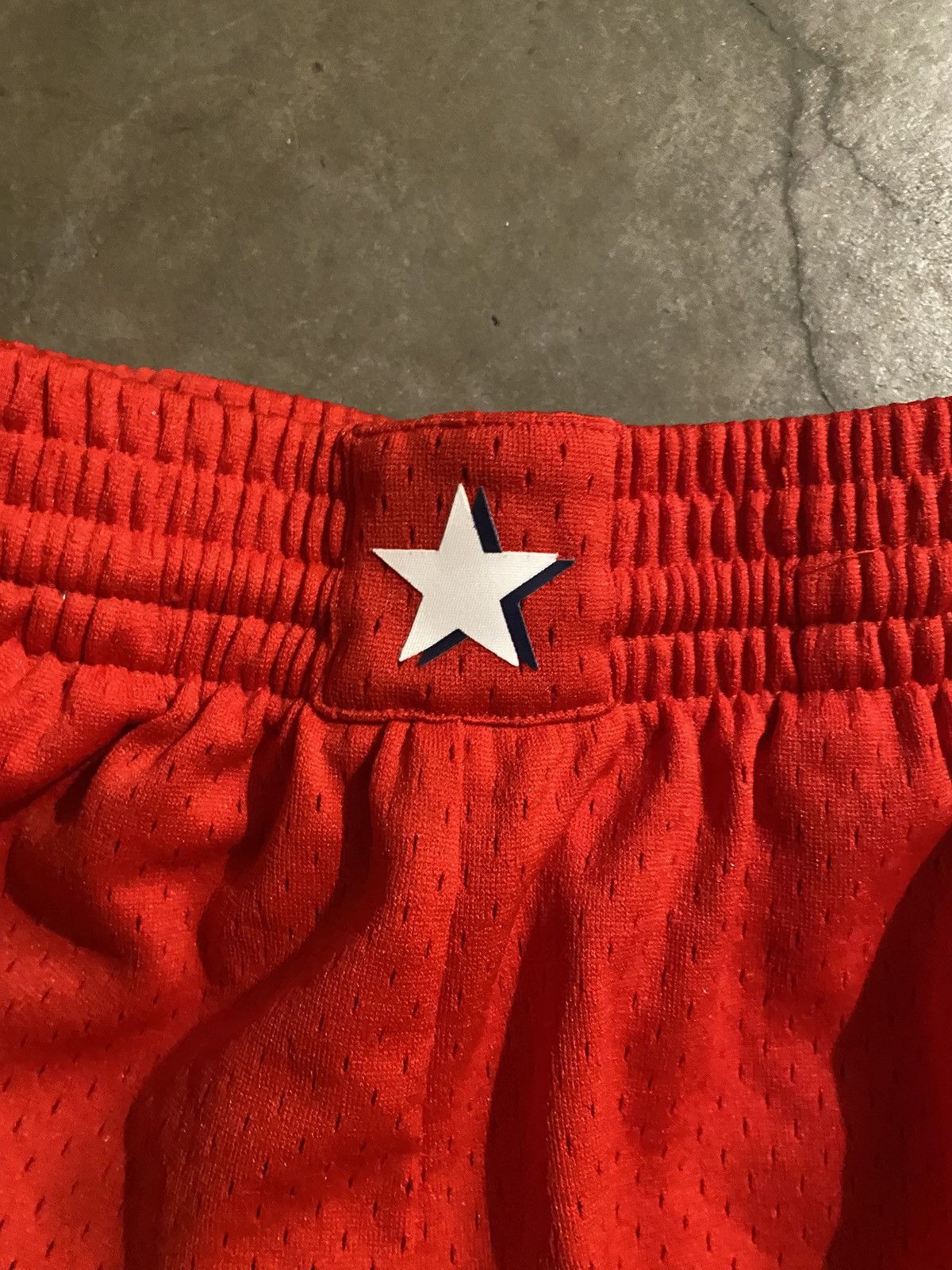 Mitchell & Ness Mitchell & Ness NBA Shorts Medium USA Olympics Size US 32 / EU 48 - 3 Thumbnail