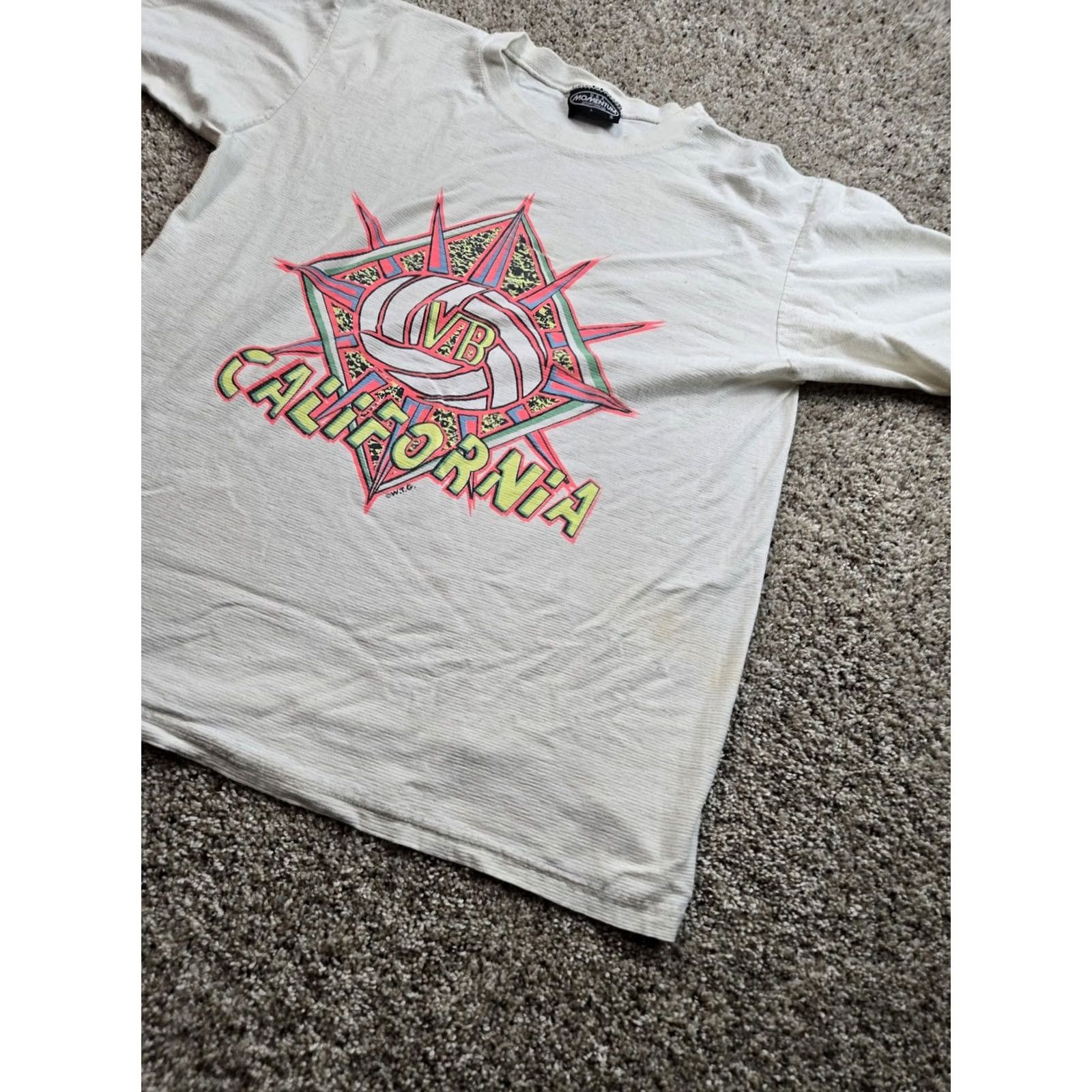 Vintage VINTAGE California Volleyball Shirt L Men White Neon Graphic Short Sleeve 90s Momentum Sportswear Size US L / EU 52-54 / 3 - 2 Thumbnail