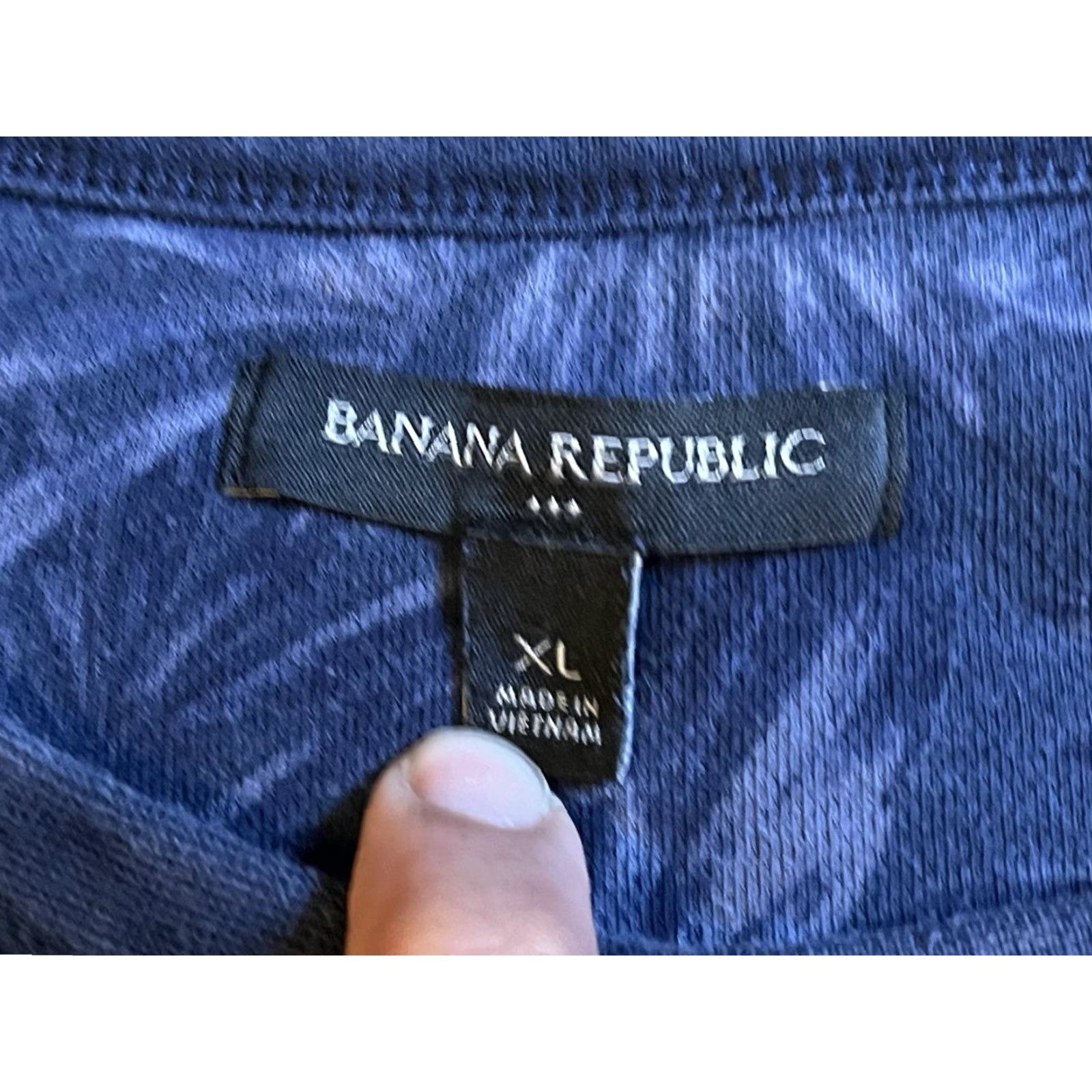 Banana Republic Banana Republic Palm Leaf All Over Print Sweatshirt Men XL Blue Graphic Print Crew Neck Pullover Regular Fit Size US XL / EU 56 / 4 - 4 Thumbnail