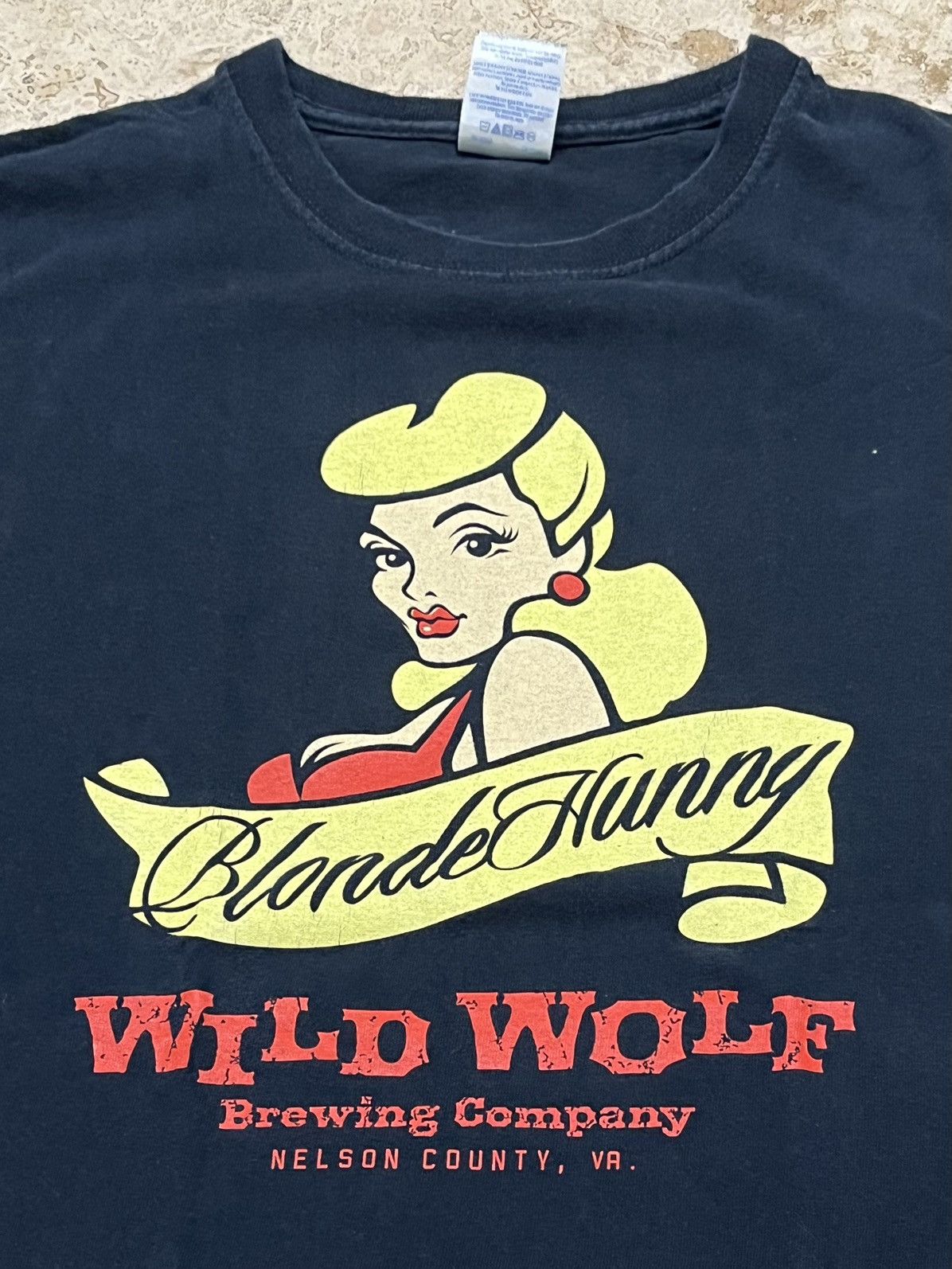 Vintage Y2K Tattoo Pinup Girl Faded Black Tee Size US L / EU 52-54 / 3 - 2 Thumbnail