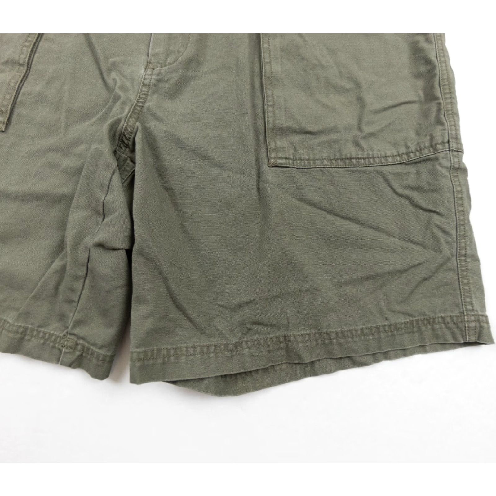 Tommy Hilfiger VINTAGE Tommy Hilfiger Shorts Mens 36 Chino Flat Front 9in Inseam Green 90s Casual Preppy Logo Mens Size US 36 / EU 52 - 3 Thumbnail