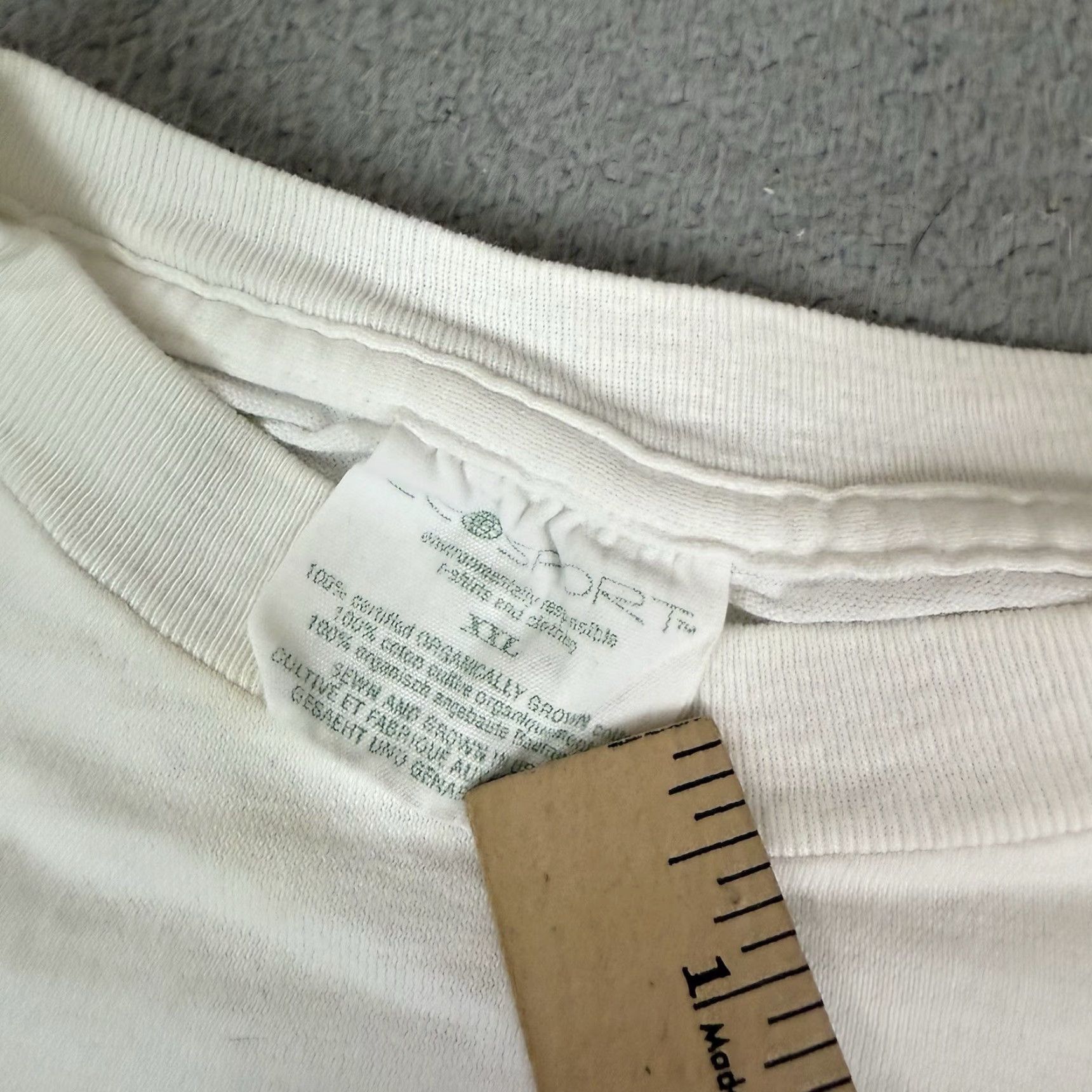 Vintage VINTAGE Human-i-tees T Shirt Mens 2XL White Peace Nature Harmony Single Stitch Shirt 2XL Womens Mens Boys Girls USA 90s Art Tribal Nature USA Size US XXL / EU 58 / 5 - 6 Thumbnail