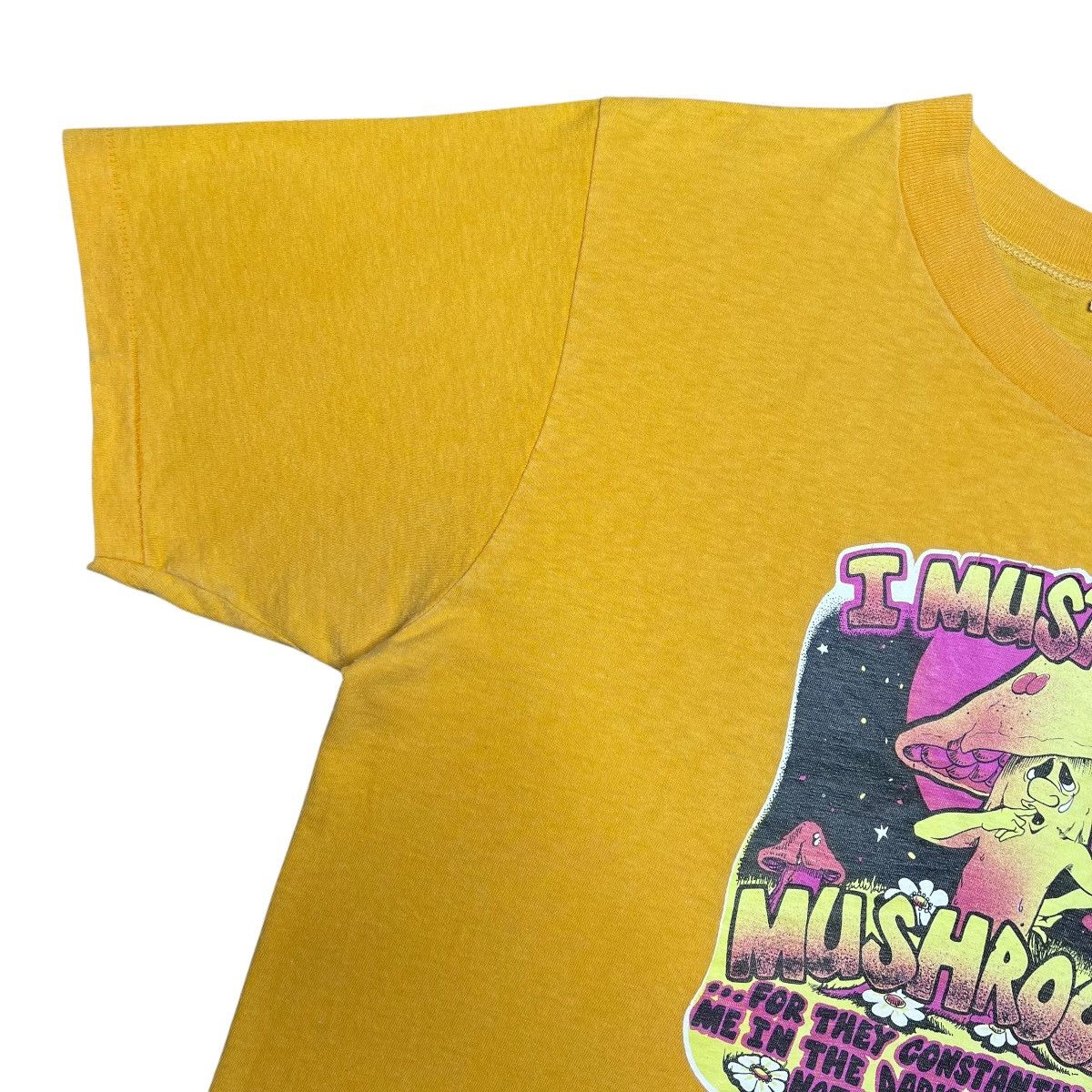 Other Vintage 70s I Must Be A Mushroom Magic Mushroom Graphic Tee Size US L / EU 52-54 / 3 - 8 Thumbnail