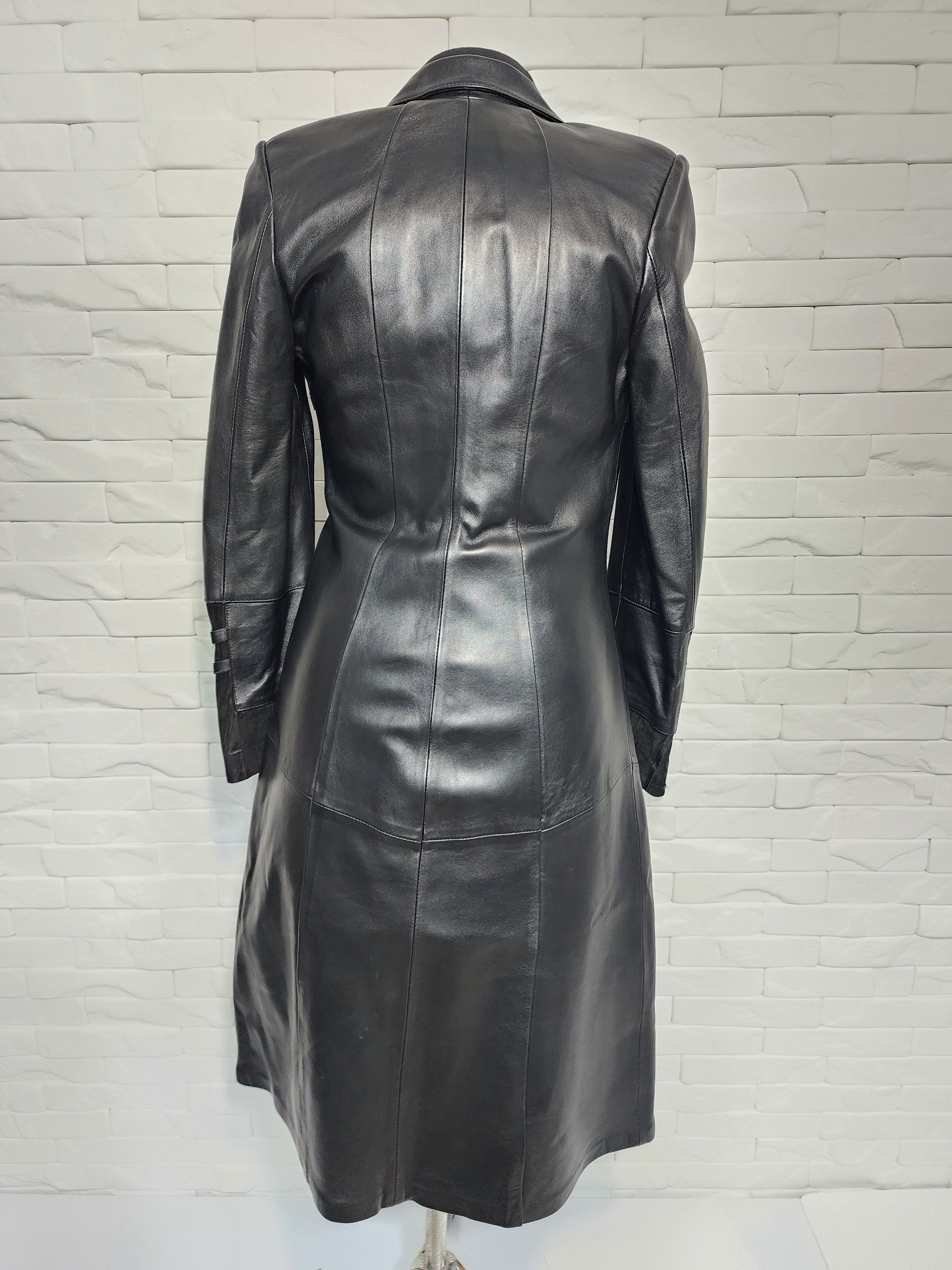 Genuine Leather Black Genuine Leather Long Jacket: Elegant Women's Coat Size S / US 4 / IT 40 - 4 Thumbnail