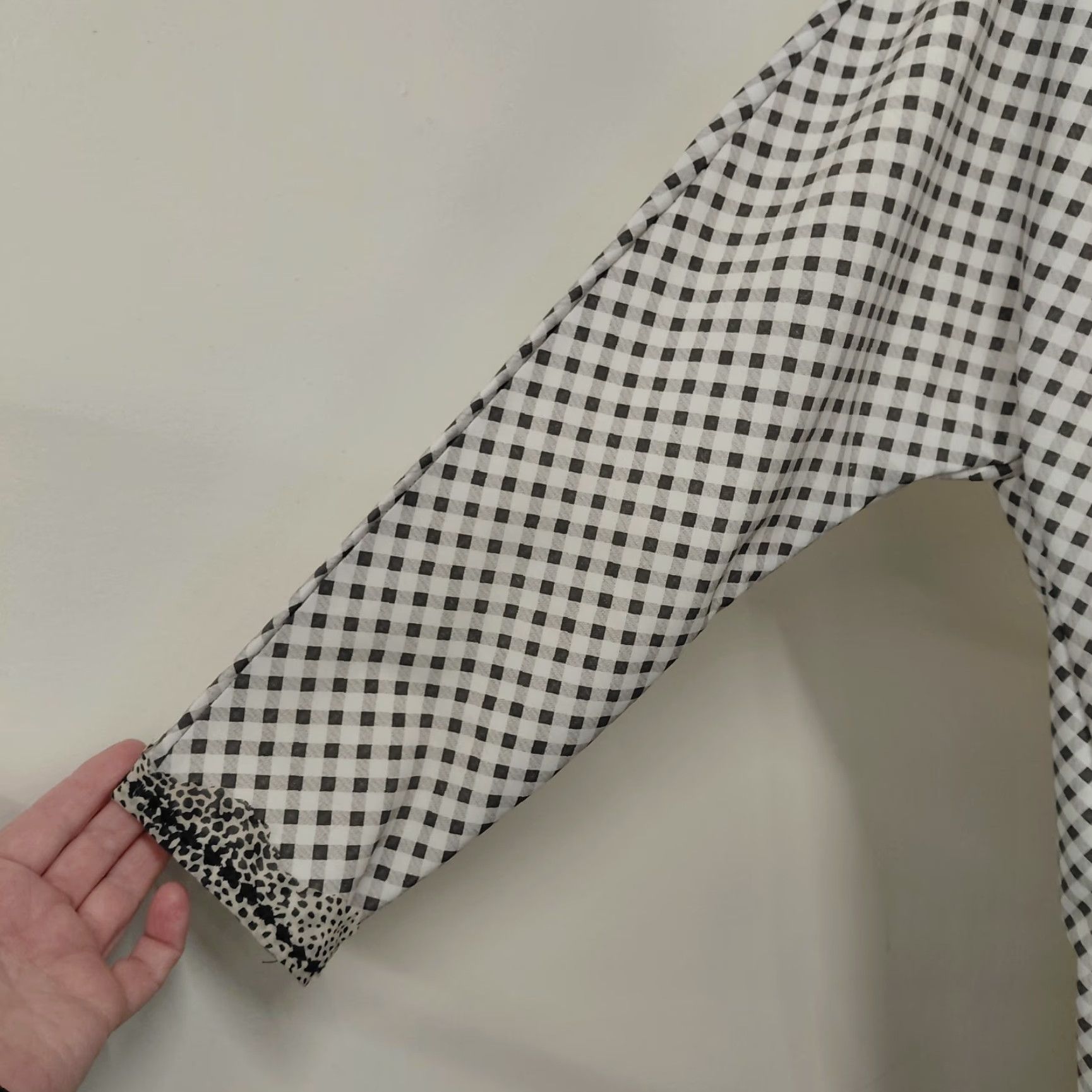 Vintage VINTAGE Unbranded Blouse Womens XL Black/White Check Long Sleeve Boho Lagenlook Angel Pattern Tie? Size XL / US 12-14 / IT 48-50 - 6 Thumbnail