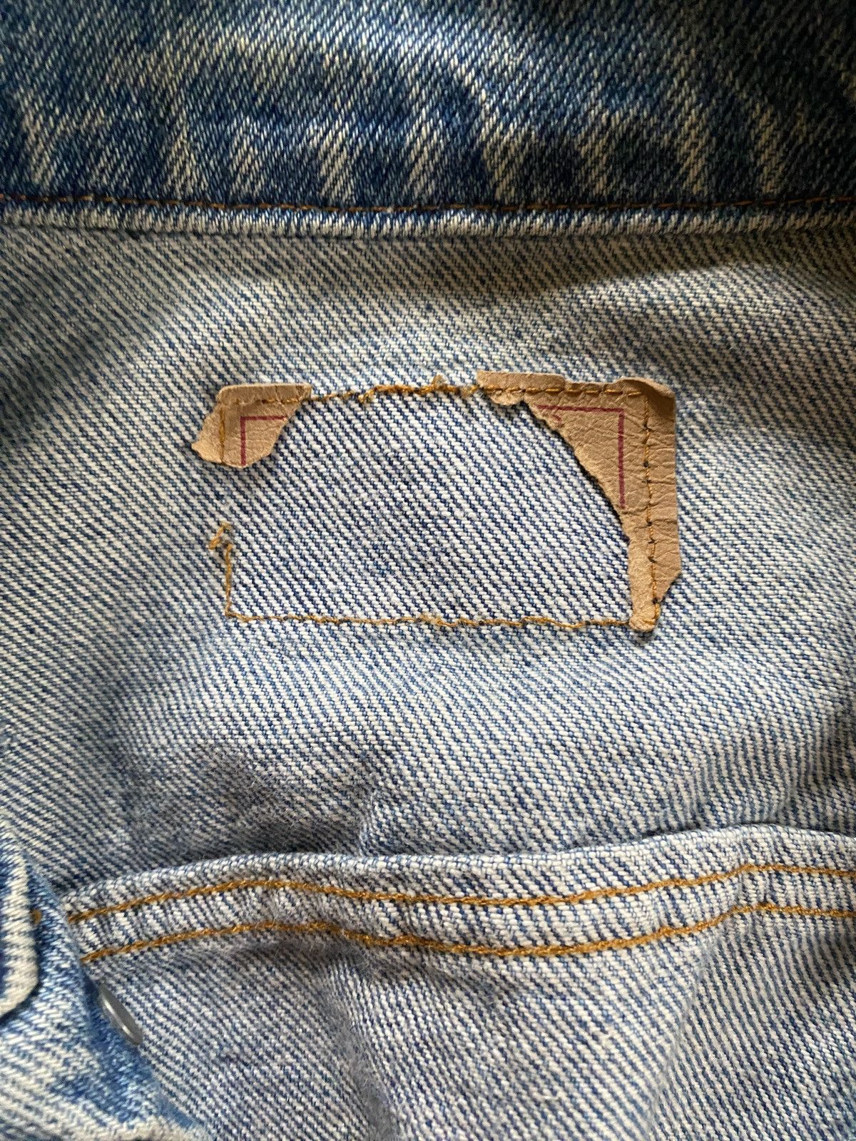 Levi's Vintage 80’s Levi’s Distressed Thrash Style Denim Jean Vest Size US S / EU 44-46 / 1 - 10 Thumbnail