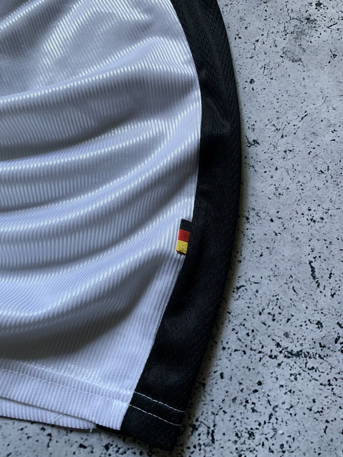 Adidas RARE🔥 1998/99 Adidas Germany Soccer Jersey Vintage T-shirt Size US XL / EU 56 / 4 - 5 Thumbnail