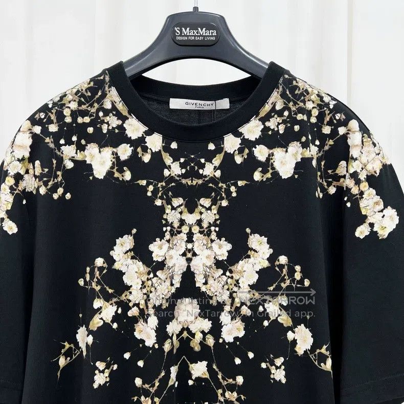 Givenchy Givenchy Floral Baby's Breath Printed Short Sleeve (Size S Size US S / EU 44-46 / 1 - 3 Thumbnail