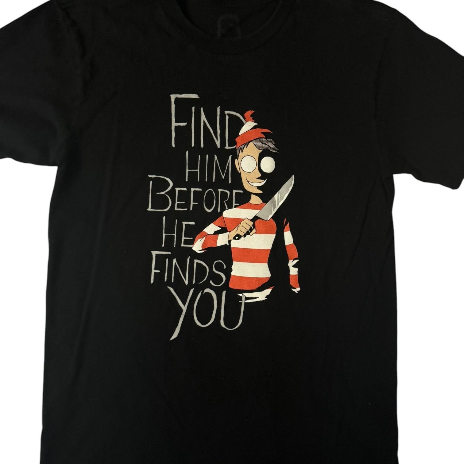 BustedTees Where's Waldo Find Him Before He Finds You T Shir Small Size US S / EU 44-46 / 1 - 1 Thumbnail