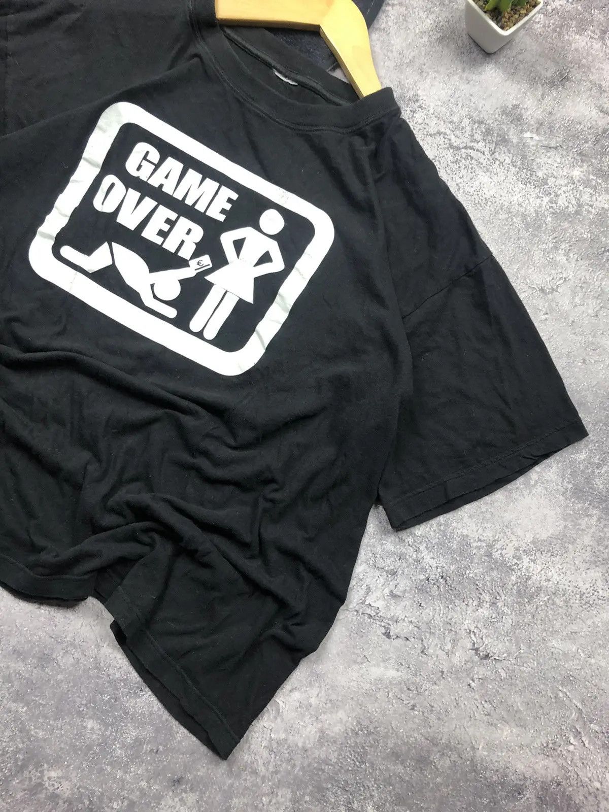 Band Tees GAME OVER Vintage Humor Merch Print Tshirt Streetwear Size US XL / EU 56 / 4 - 2 Thumbnail