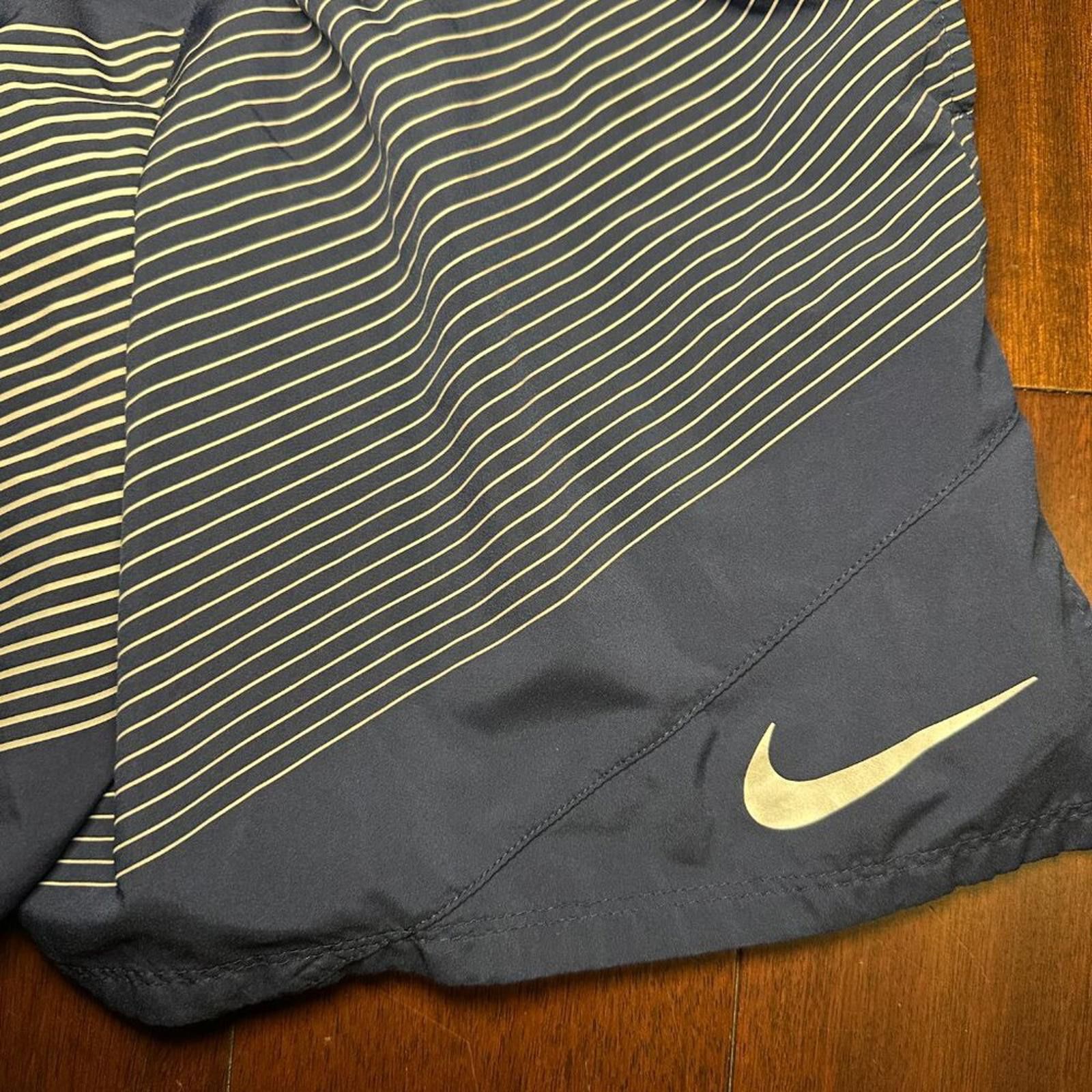 Nike Nike Men’s Running Shorts Size Medium Stylish & Comfortable! Size US 32 / EU 48 - 2 Thumbnail