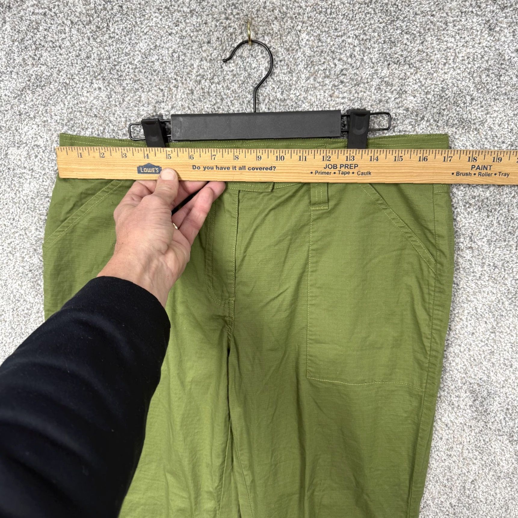 Vintage Suzanne Somers Y2K Cargo Pants 12 Olive Green Stretch Ruched Hem Casual Utility Women Pants Regular 34x30.5 Cotton Spandex Size 34" / US 12 / IT 48 - 2 Thumbnail