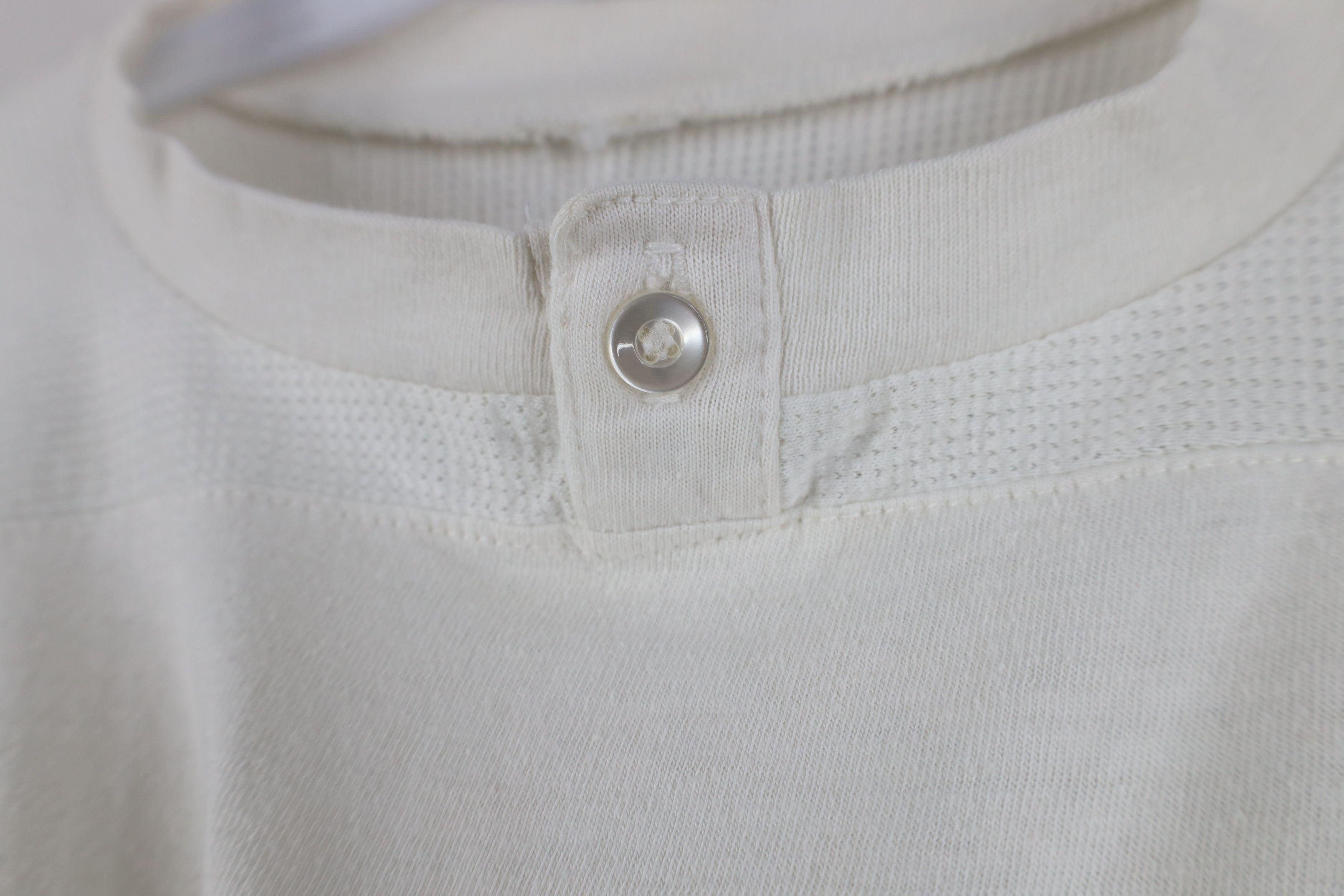 Vintage Vintage 70s College Mesh Henley Jersey T-Shirt White USA Size US M / EU 48-50 / 2 - 5 Thumbnail