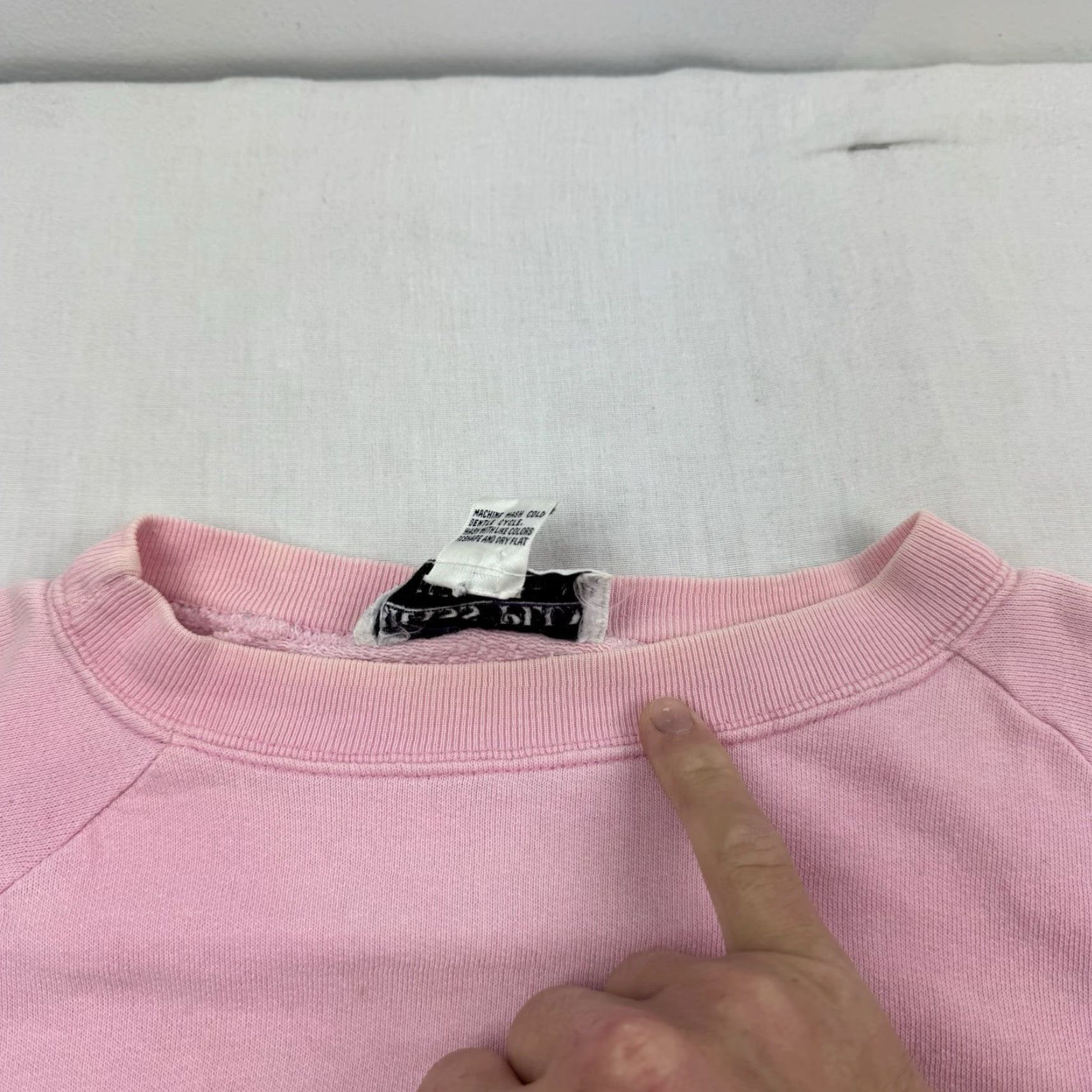 Nordstrom VINTAGE Brass Plum Sweatshirt Women’s Small Pink 1980s Tokyo Japan Activewear Crew Neck Pullover 80s Mens Womens? Size S / US 4 / IT 40 - 5 Thumbnail