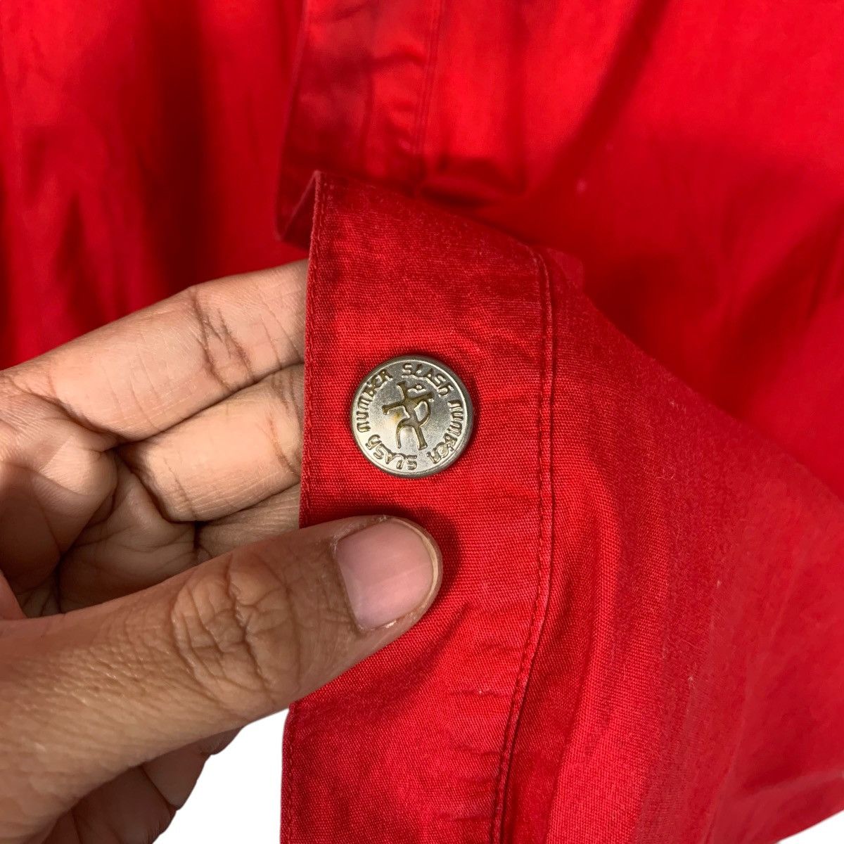 Japanese Brand SLASH NUMBER Red Short Sleeve Button Shirt #2075-C90 Size US L / EU 52-54 / 3 - 14 Thumbnail