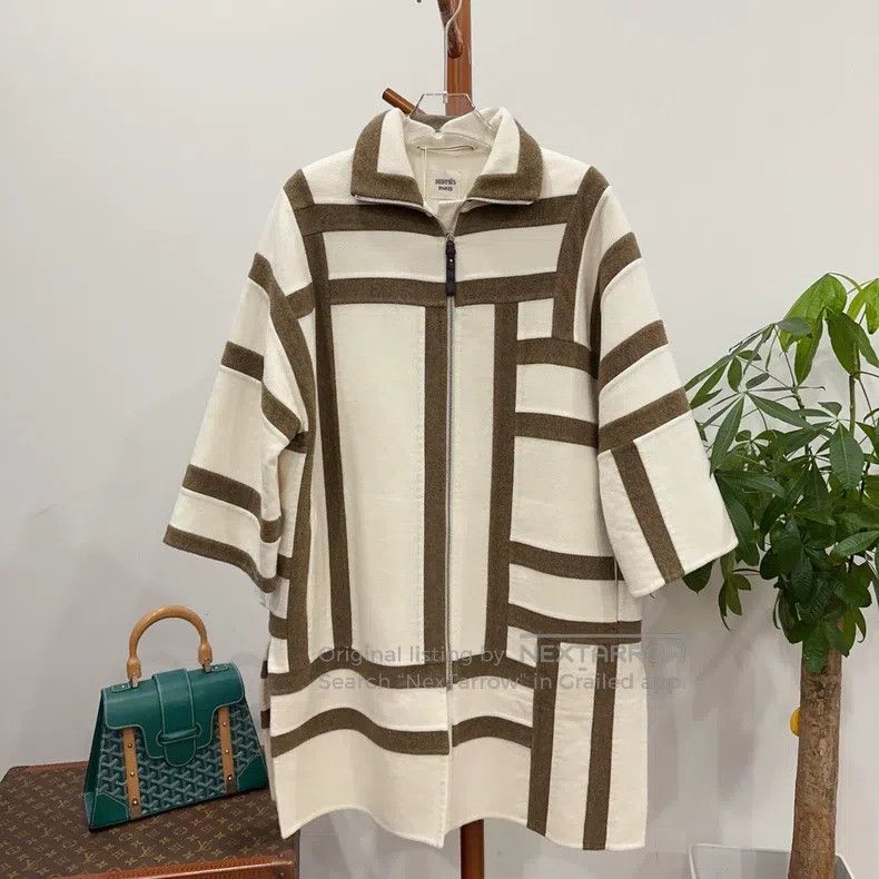 Hermes Hermes Coat Size XXS / US 00 / IT 34 - 1 Thumbnail