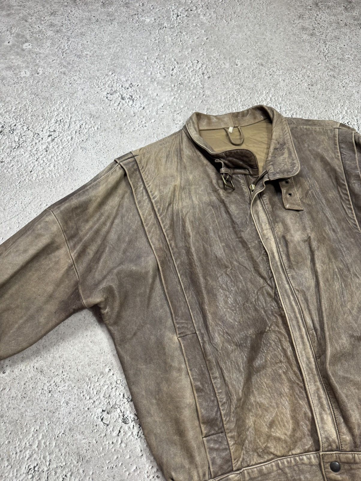 Leather Vintage Distressed Brown Leather Bomber Biker Jacket L/XL Size US L / EU 52-54 / 3 - 6 Thumbnail
