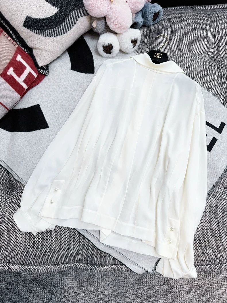 Chanel Chanel Silk Pointed Collar Pleated Blouse Size L / US 10 / IT 46 - 9 Thumbnail