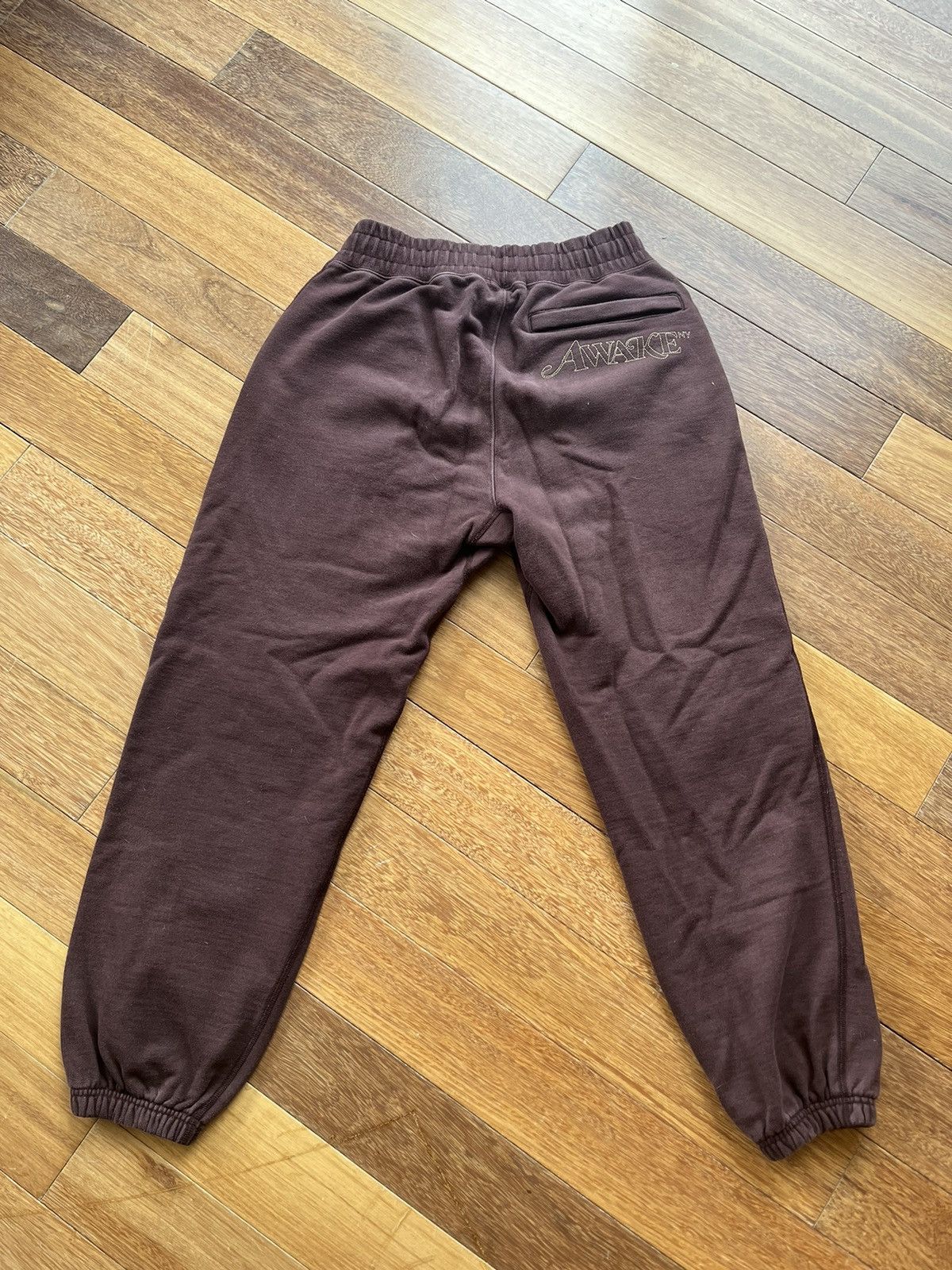 Awake NY WAKE CLASSIC OUTLINE LOGO EMBROIDERED SWEATPANTS Size US 32 / EU 48 - 3 Thumbnail