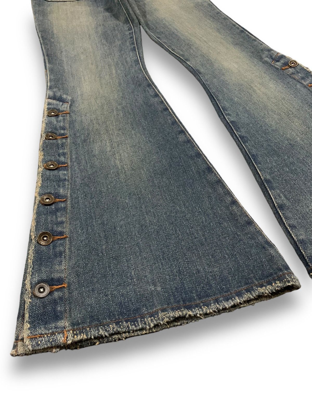 Le Grande Bleu (L.G.B.) Vintage Japanese Brand Mud Wash Flare Bell Bottom Jeans Size 27" / US 4 / IT 40 - 9 Thumbnail