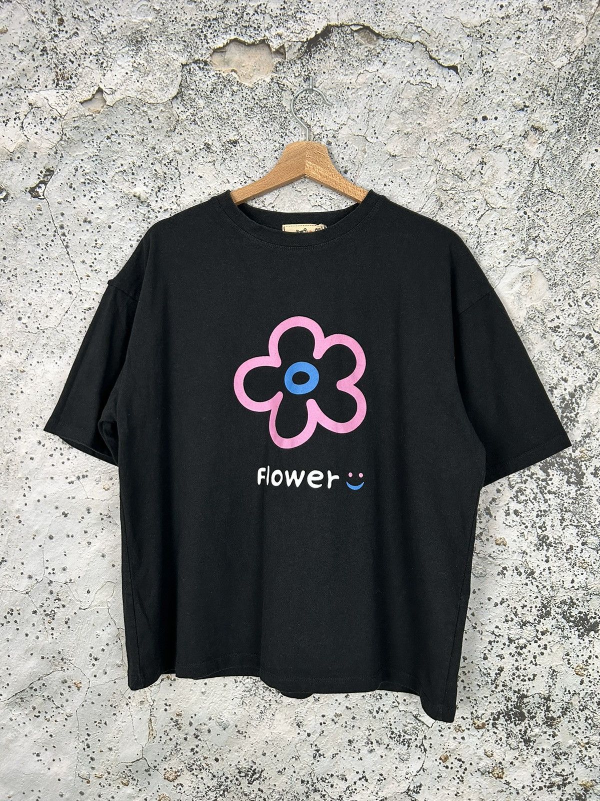 Vintage Vintage Flowers Graphic Tee 90s Boxy Hype Streetwear Size US L / EU 52-54 / 3 - 1 Thumbnail
