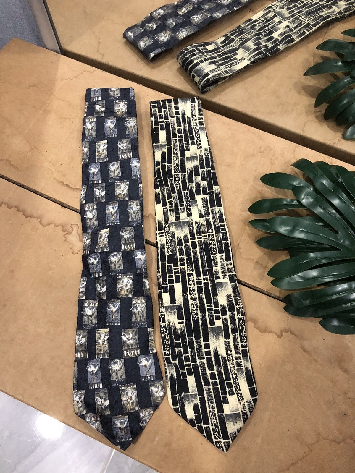 Designer Geoffrey beene silk neck tie Size ONE SIZE - 1 Thumbnail