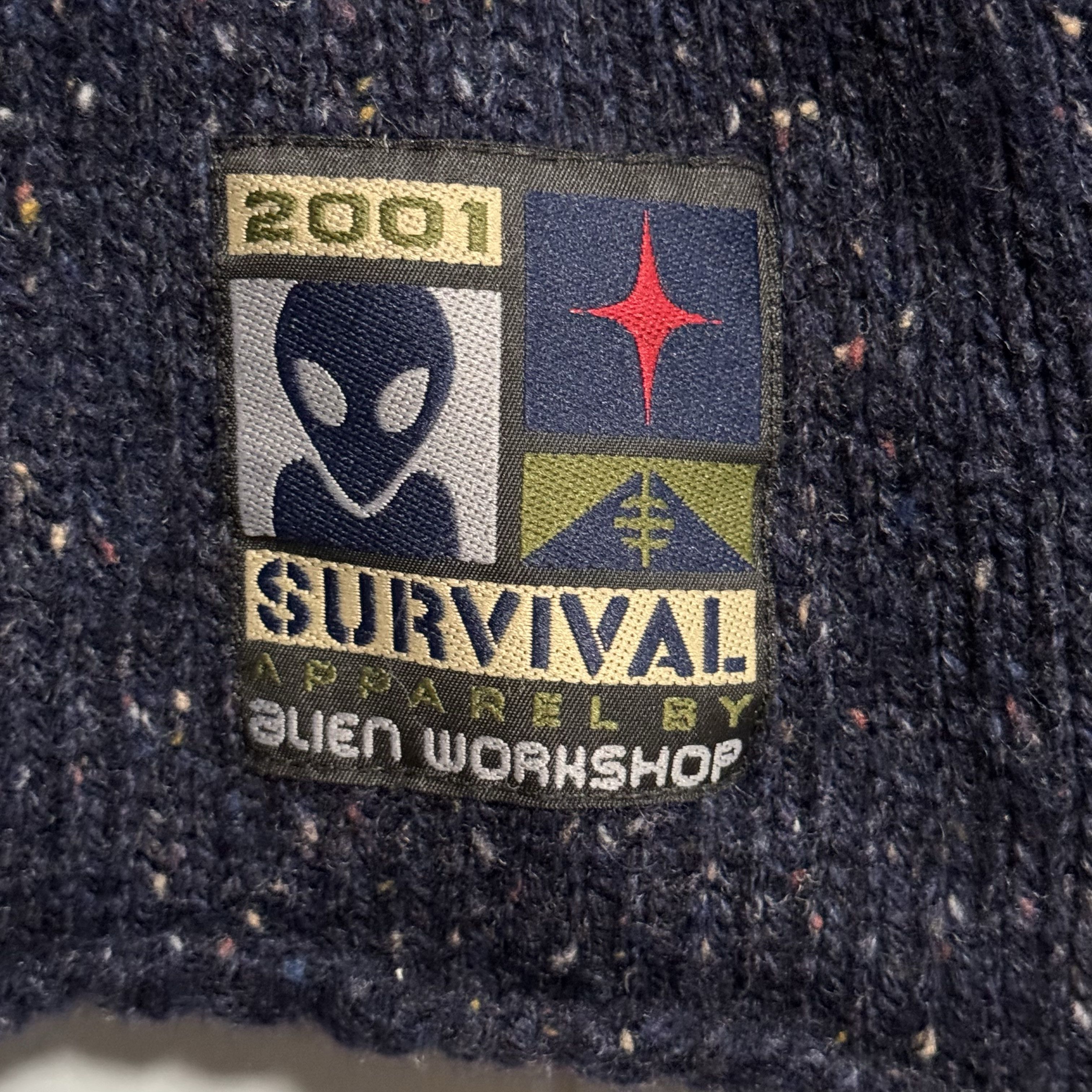 image of Alien Workshop Vintage Navy 100% Virgin Wool Sweater Size XL in Navy Speckle, Men's