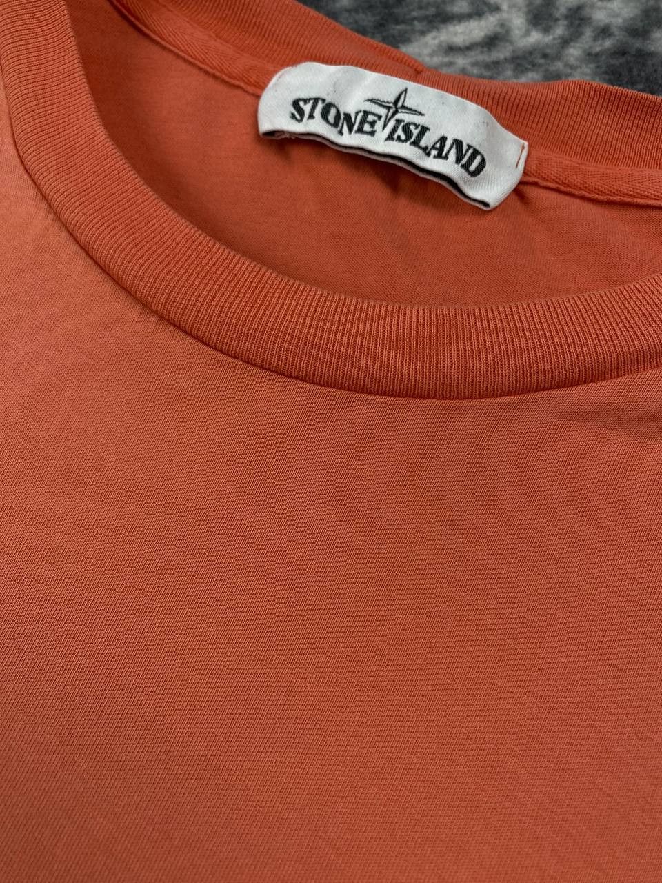 Stone Island Stone Island Patch Logo T Shirt Men Size L Size US L / EU 52-54 / 3 - 10 Thumbnail