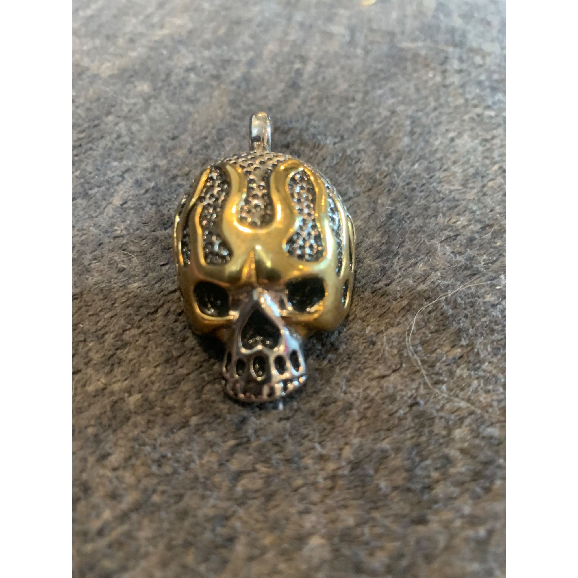 Other Stainless Steel Silver/Gold Skull Pendant Size ONE SIZE - 1 Preview