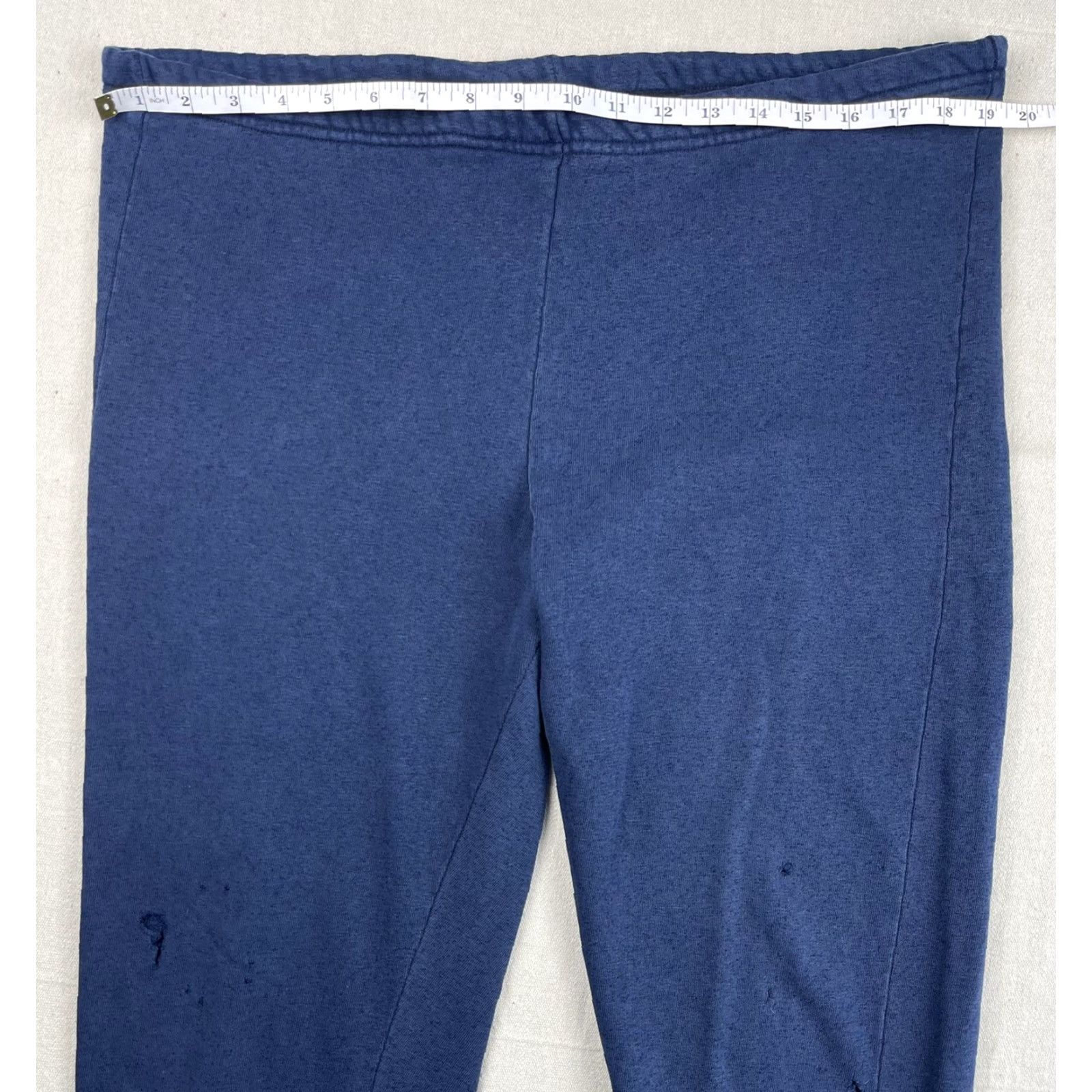 Champion VINTAGE Champion Sweatpants Mens Pants Regular Inseam 32 Navy Blue 90s Gym Activewear University 70s College School Sports Basketball Football Size US 31 - 4 Thumbnail