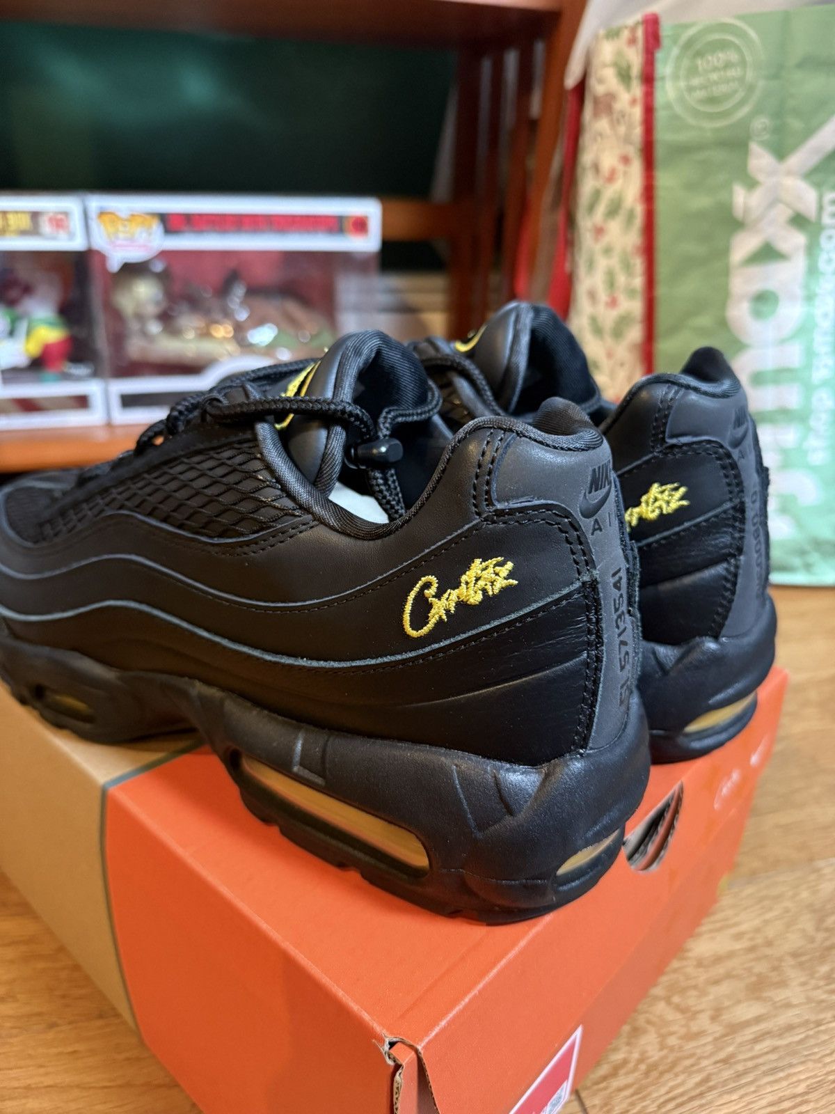 Corteiz × Nike Corteiz Nike Air Max 95 “Honey Blacks” Size US 11 / EU 44 - 8 Thumbnail