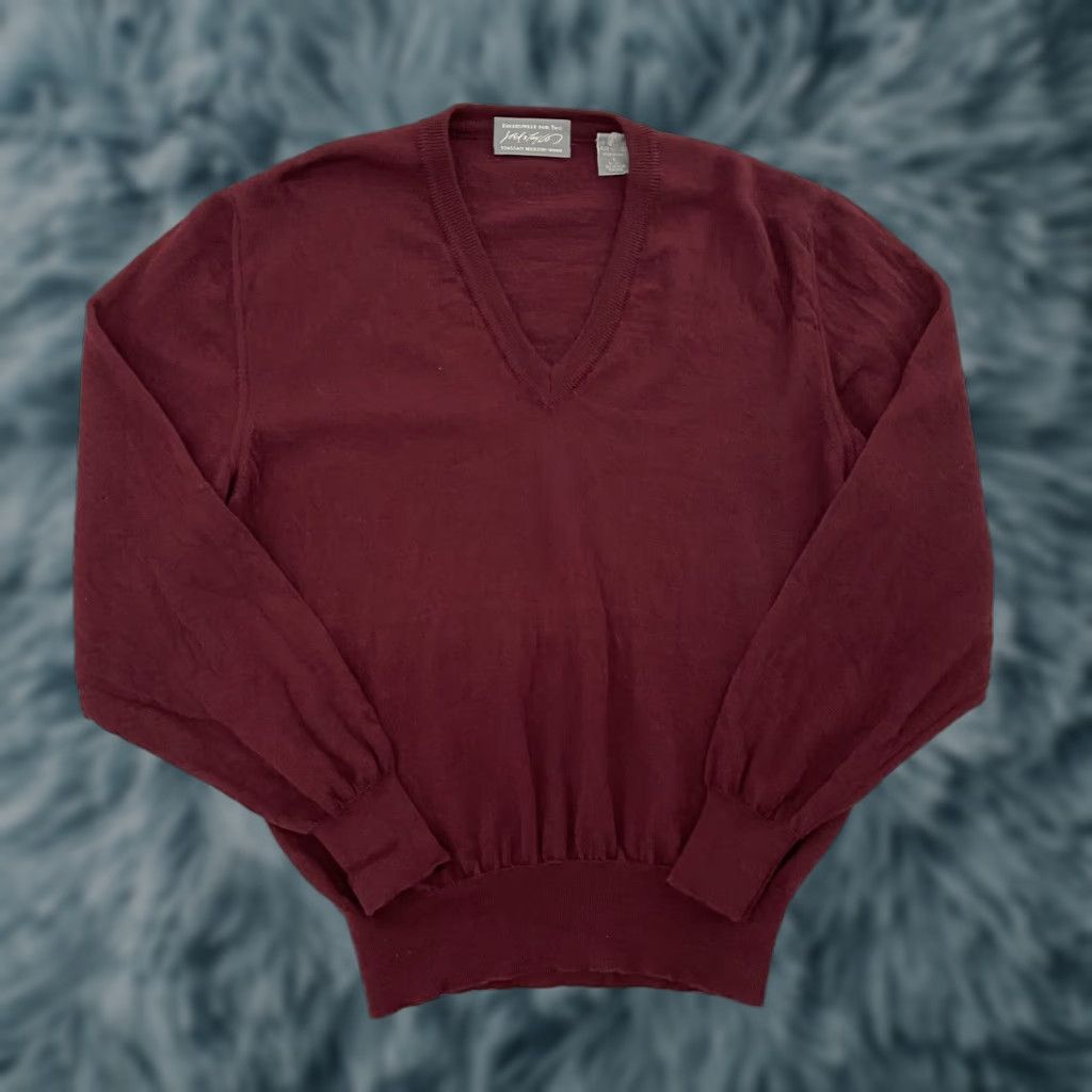 Lord & Taylor VINTAGE LORD & TAYLOR Sweater Adult Large Red Wool V-Neck Made in Italy Mens Size US L / EU 52-54 / 3 - 1 Thumbnail