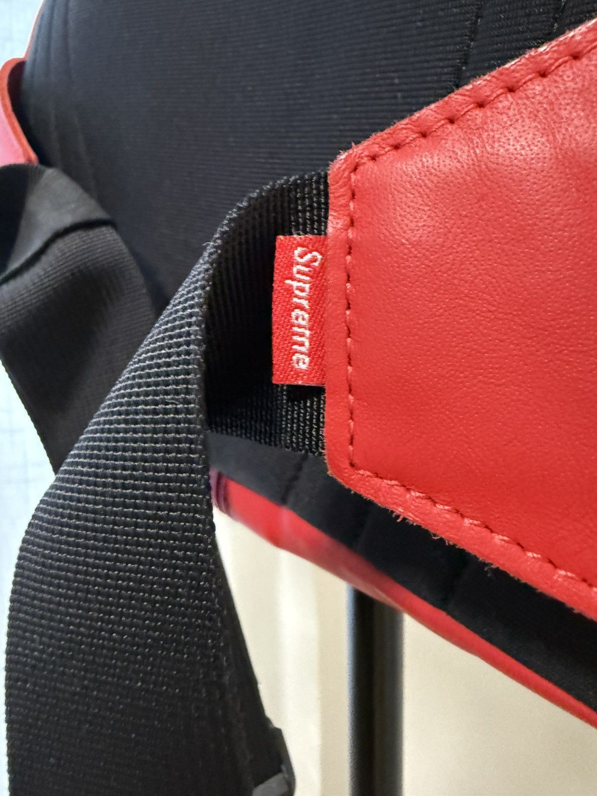 Supreme × The North Face Supreme The North Face Leather Roo pack waist bag Size ONE SIZE - 6 Thumbnail